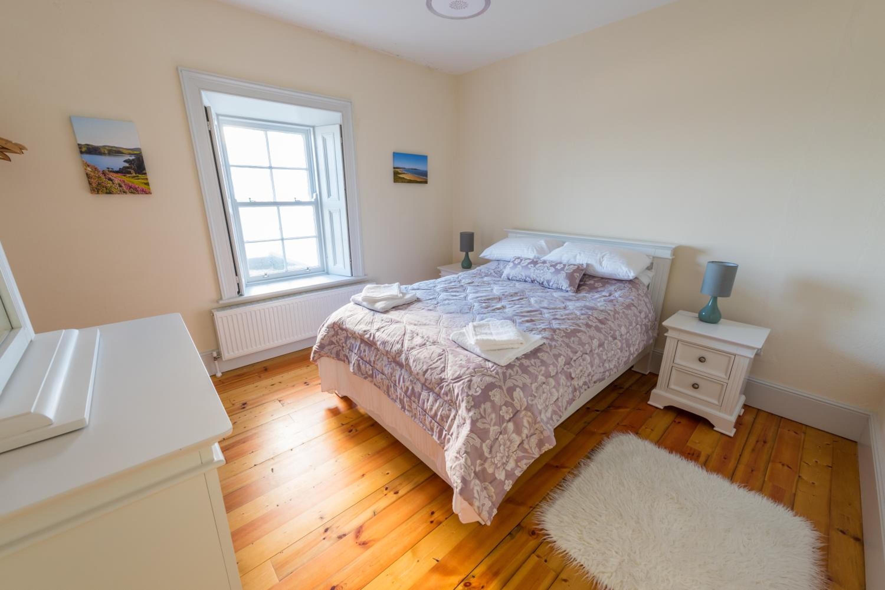 Tory - Two Bedroom House photo 1