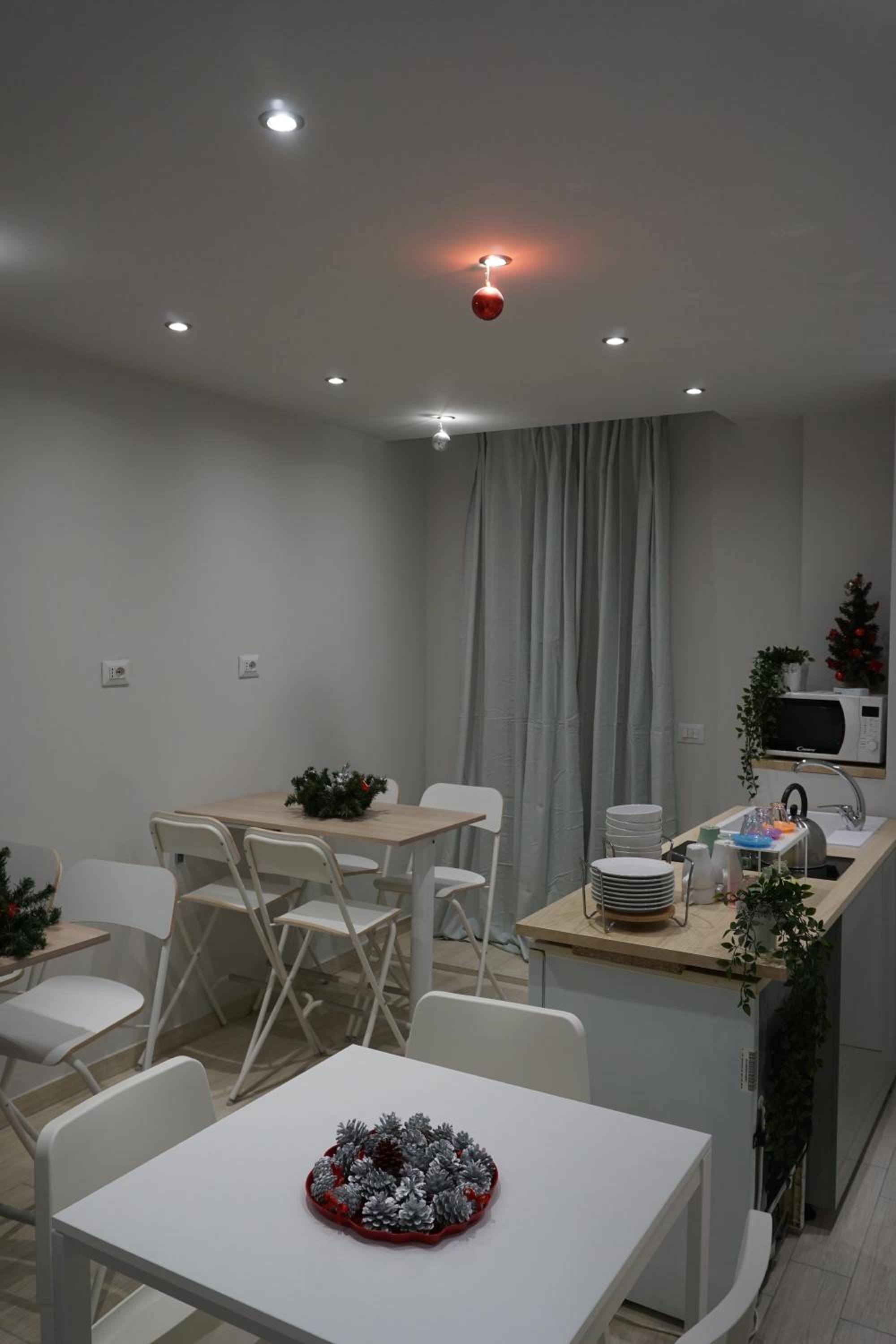 Double Room with Private Bathroom - Photo 20