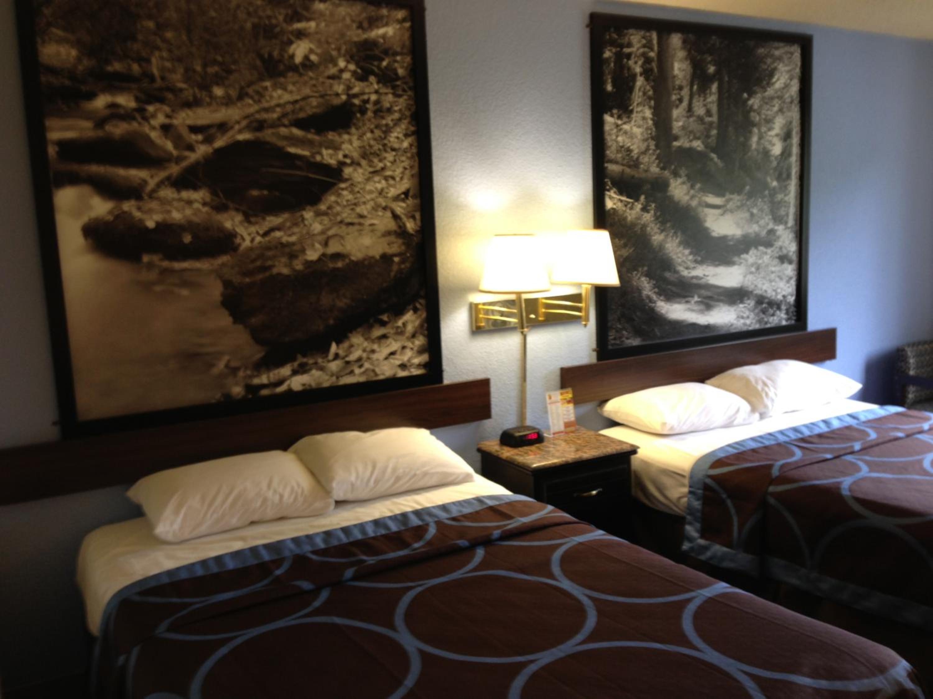 Deluxe Double Room with Two Double Beds - Non-Smoking - Photo 1
