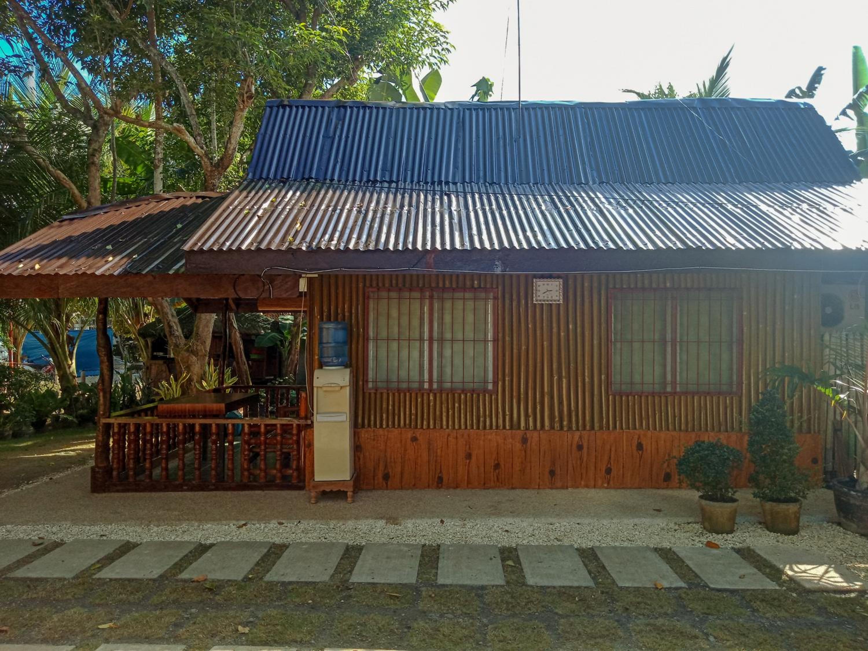 One-Bedroom Cottage - Photo 11