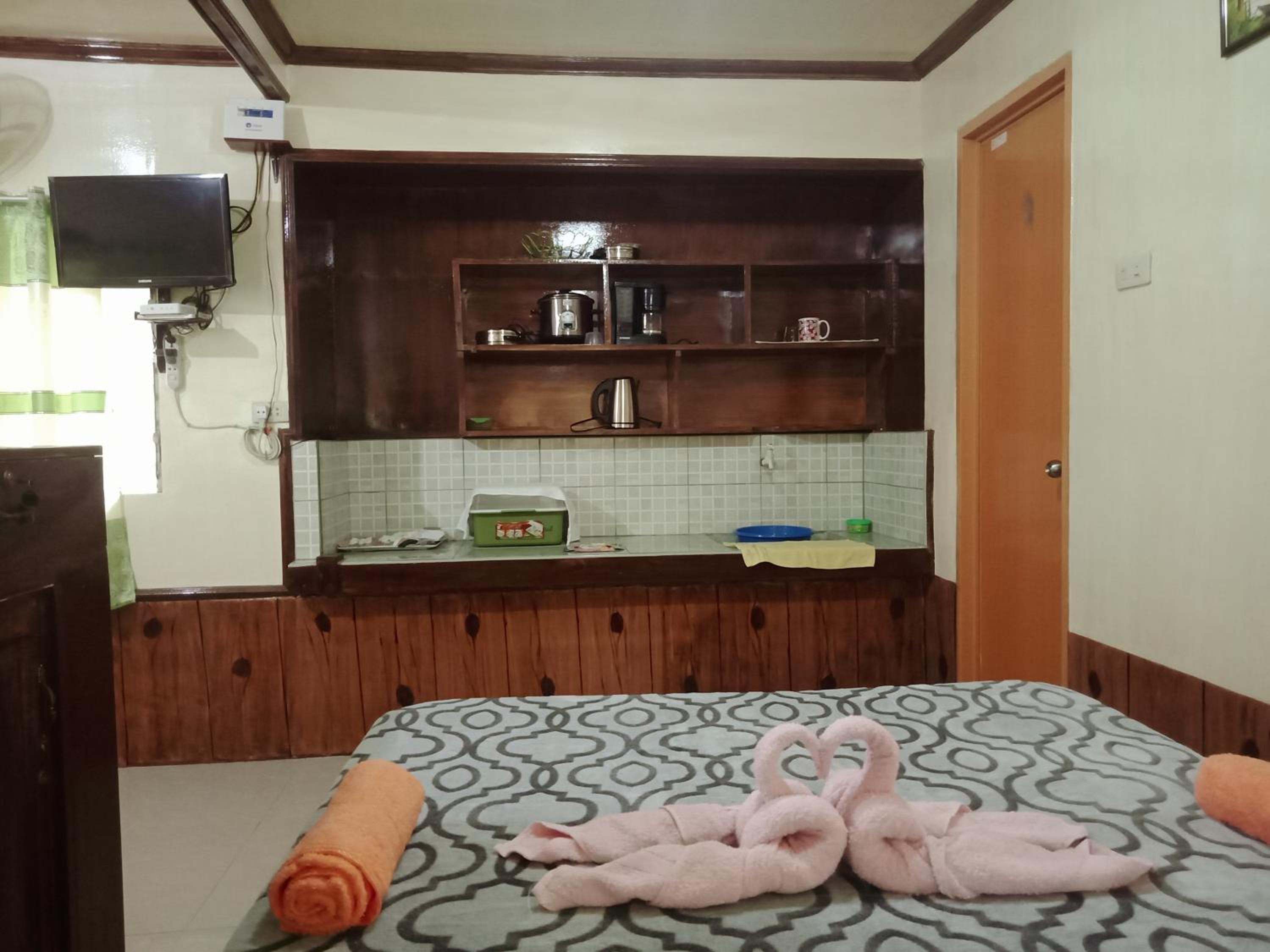 One-Bedroom Cottage - Photo 13