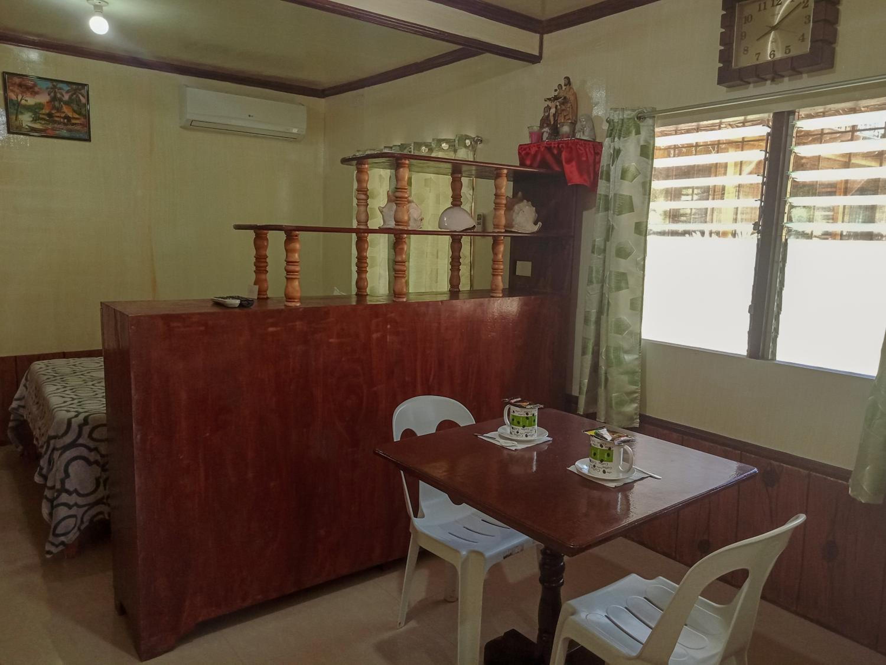 One-Bedroom Cottage - Photo 6