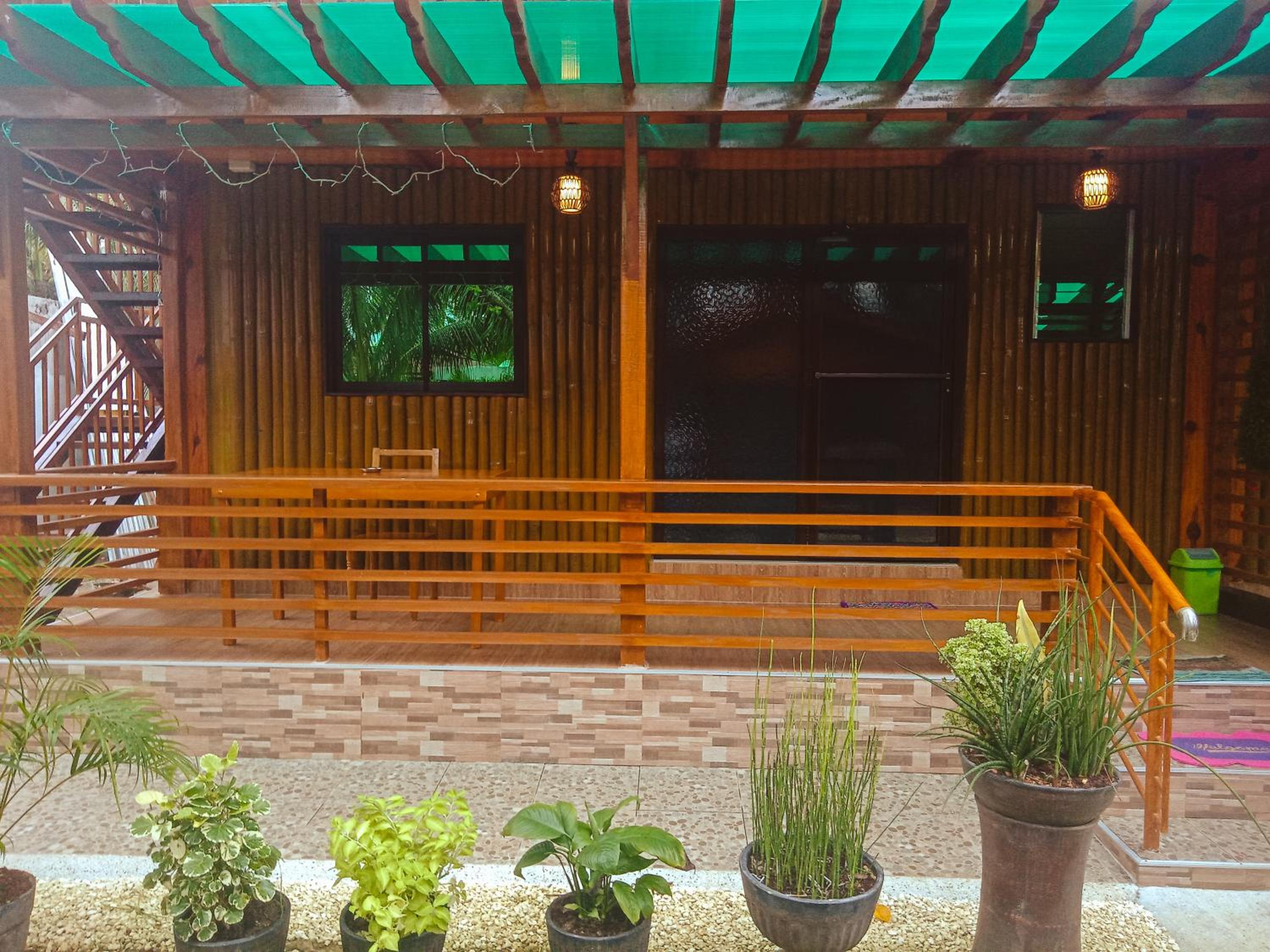 Studio with Balcony - Photo 31