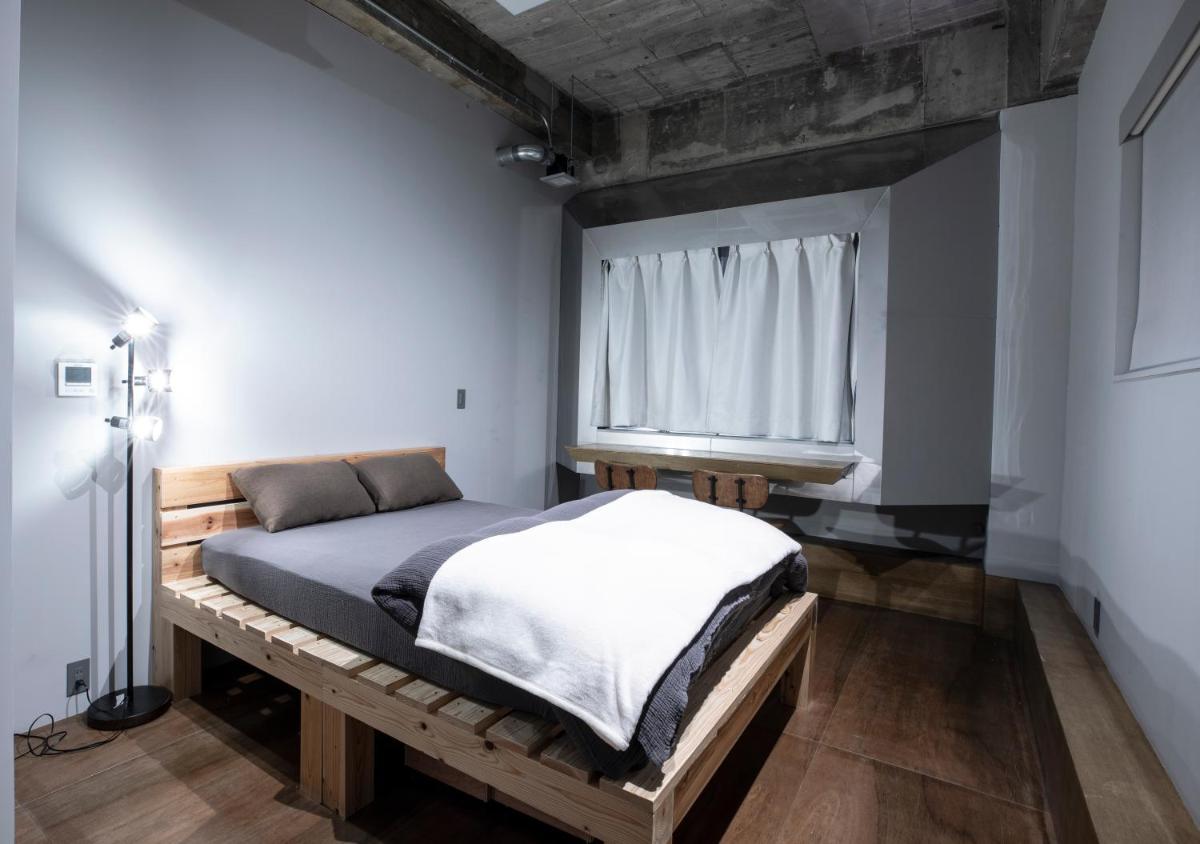 Double Room with Shared Bathroom photo 1