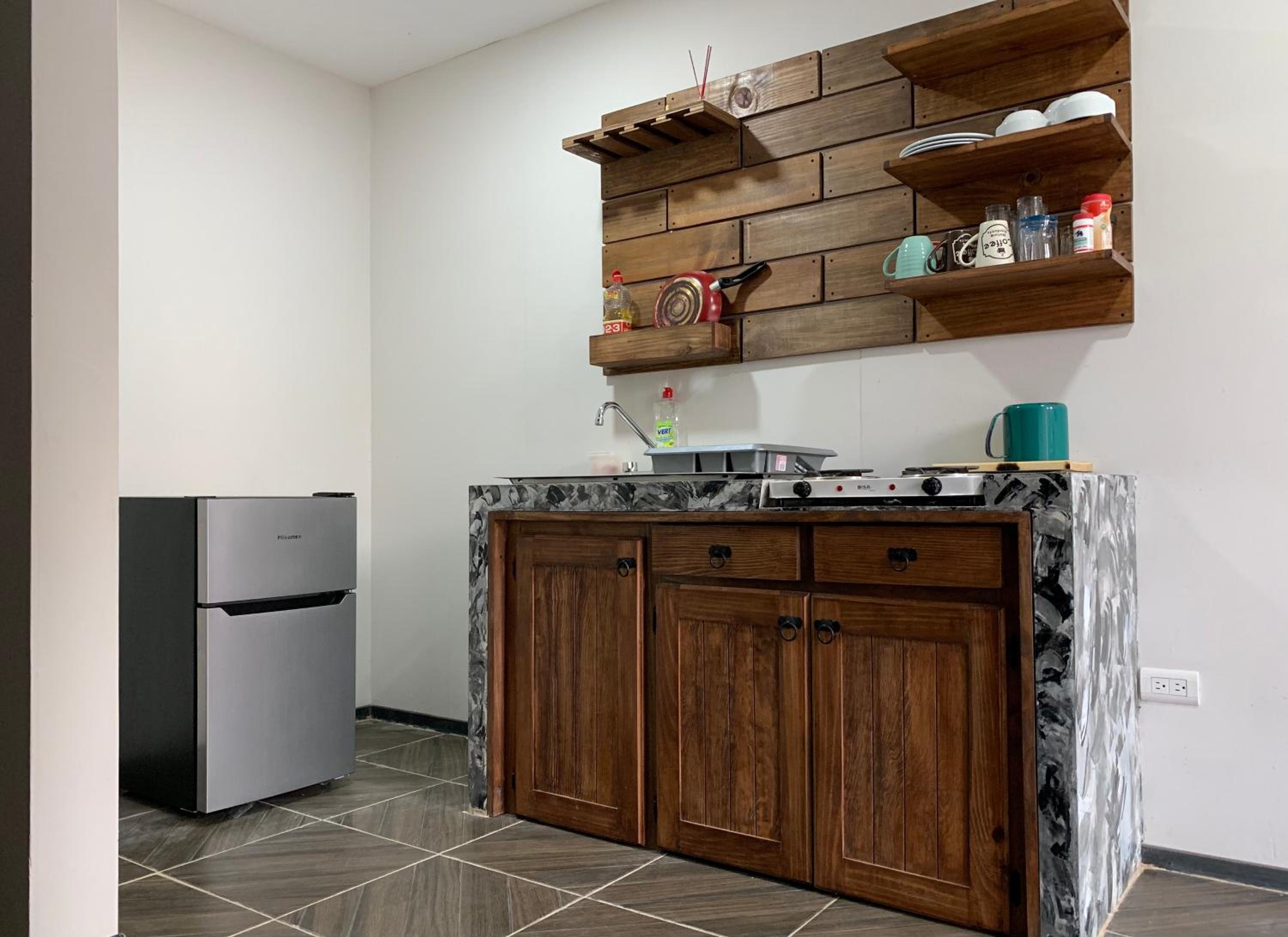 One-Bedroom Apartment - Photo 7