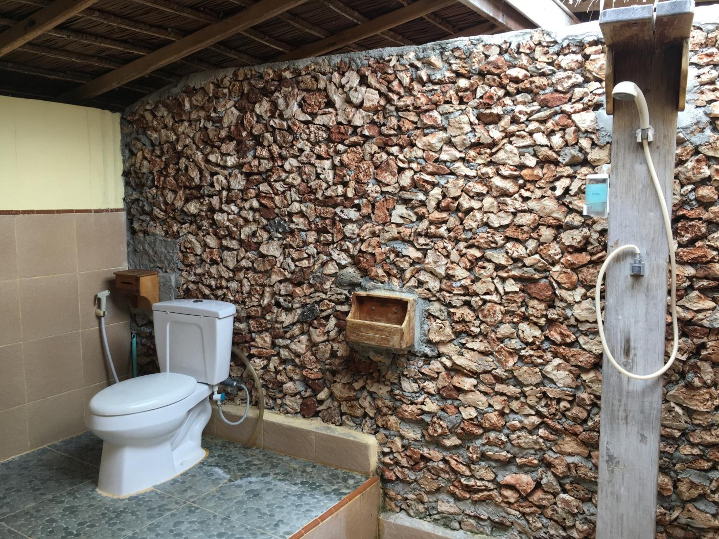 En Suite Bungalow - Photo 10