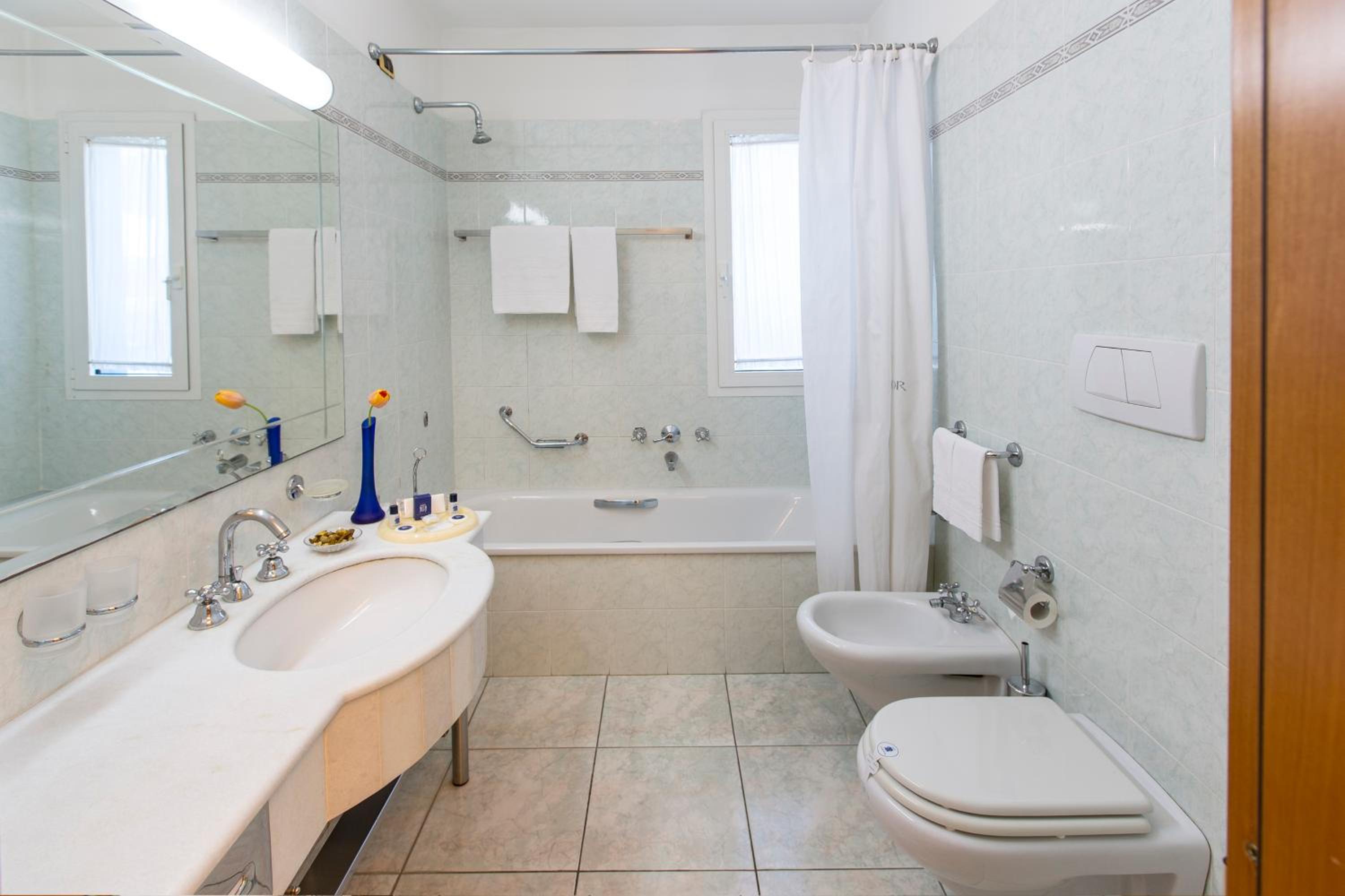 Business Double Room photo 2