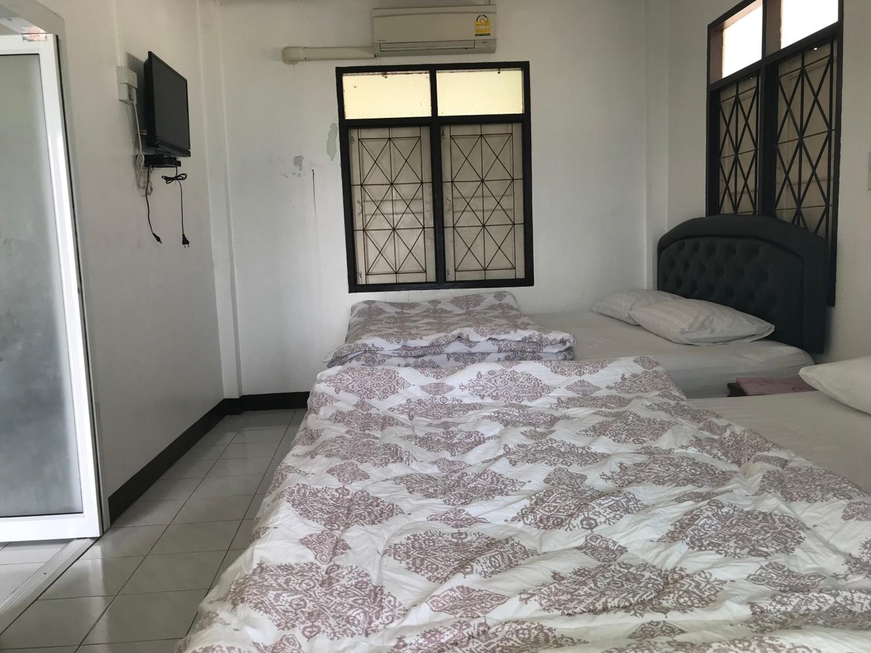 Bungalow with Sea View - Photo 26