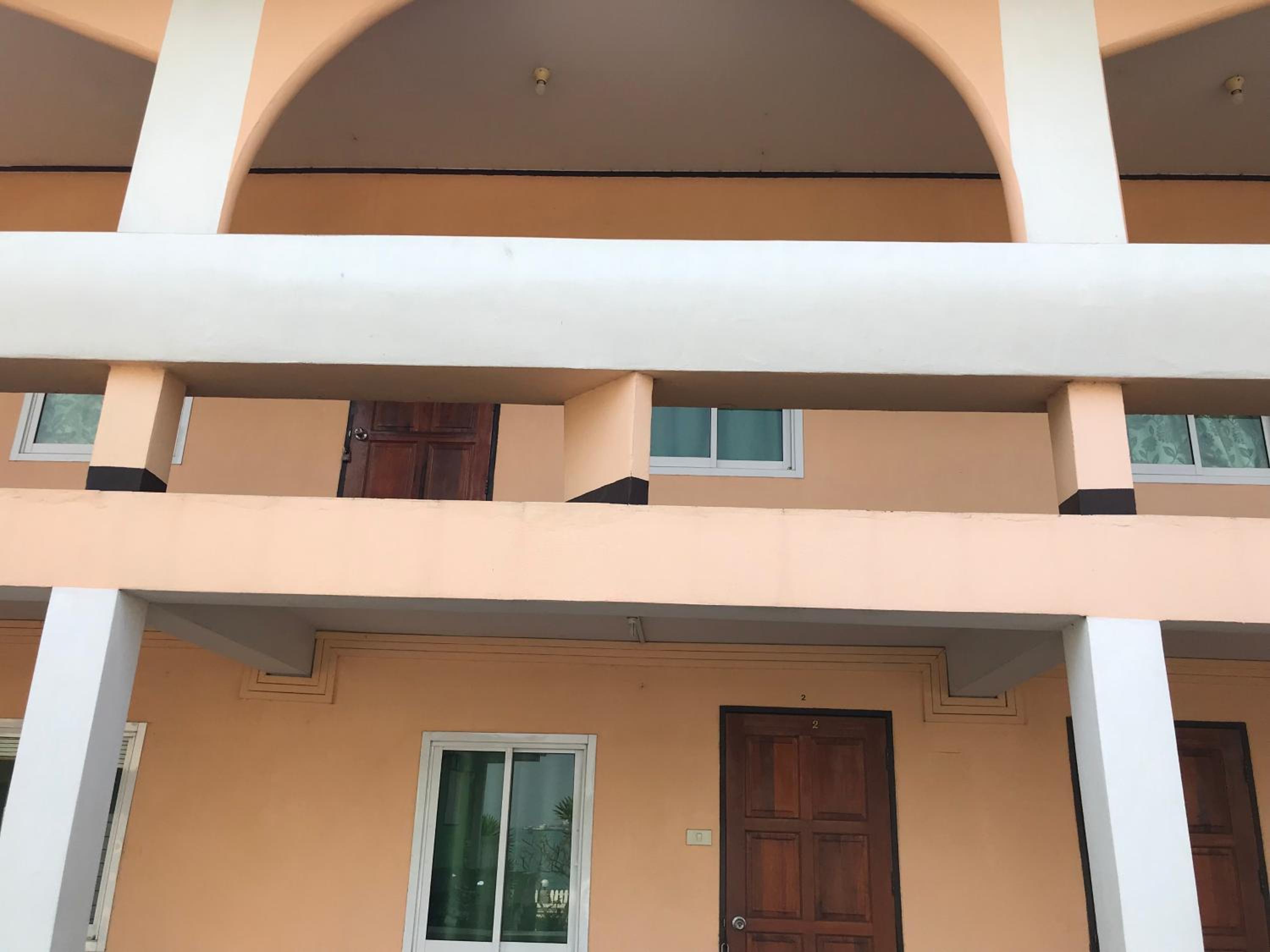 Twin Room - Photo 19