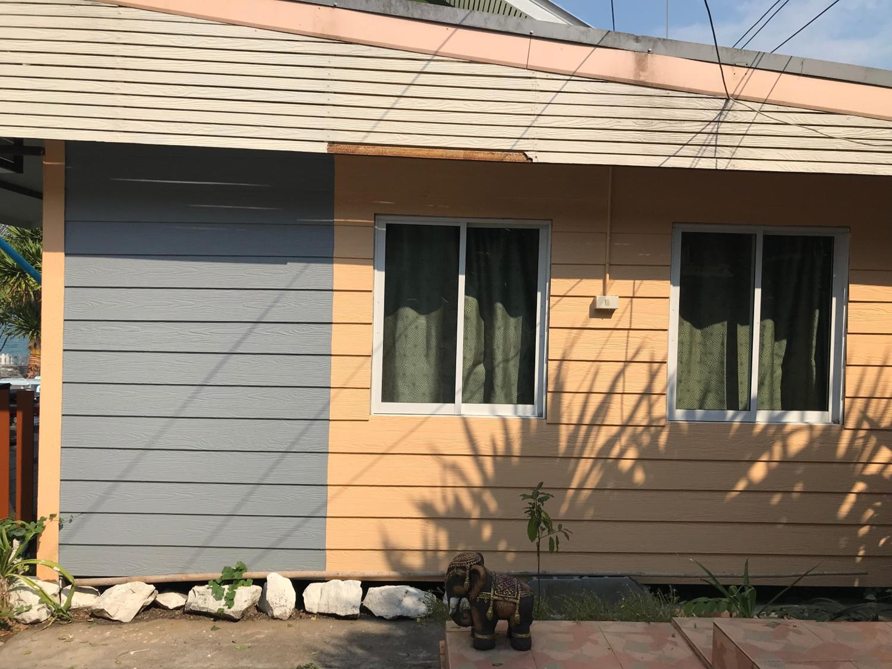 Bungalow with Patio - Photo 8
