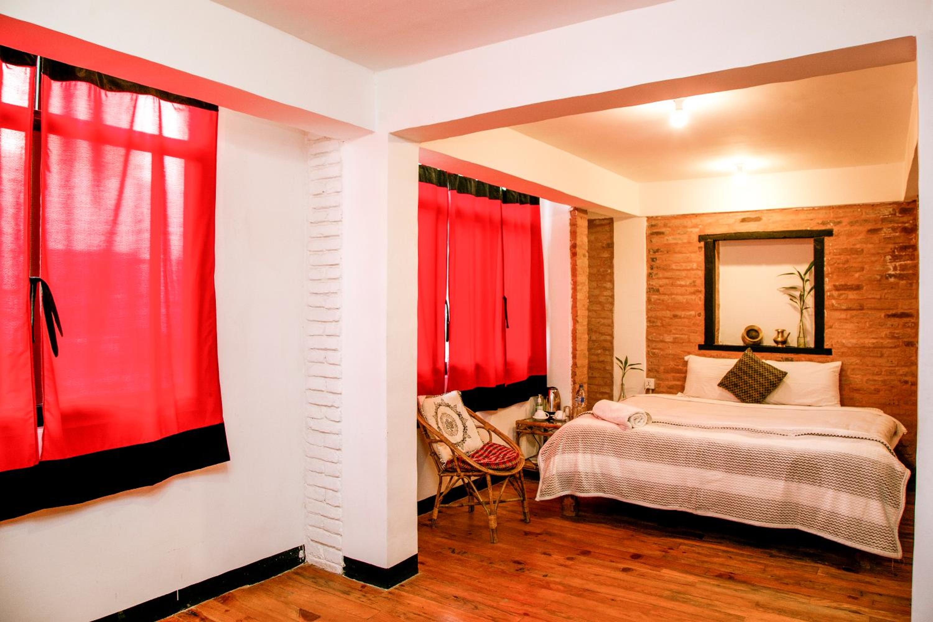 Deluxe Double or Twin Room photo 1