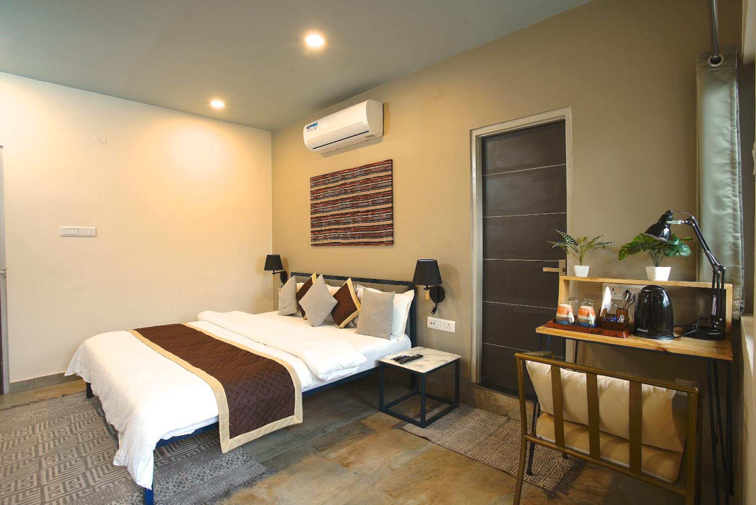 Penthouse Suite - Photo 7