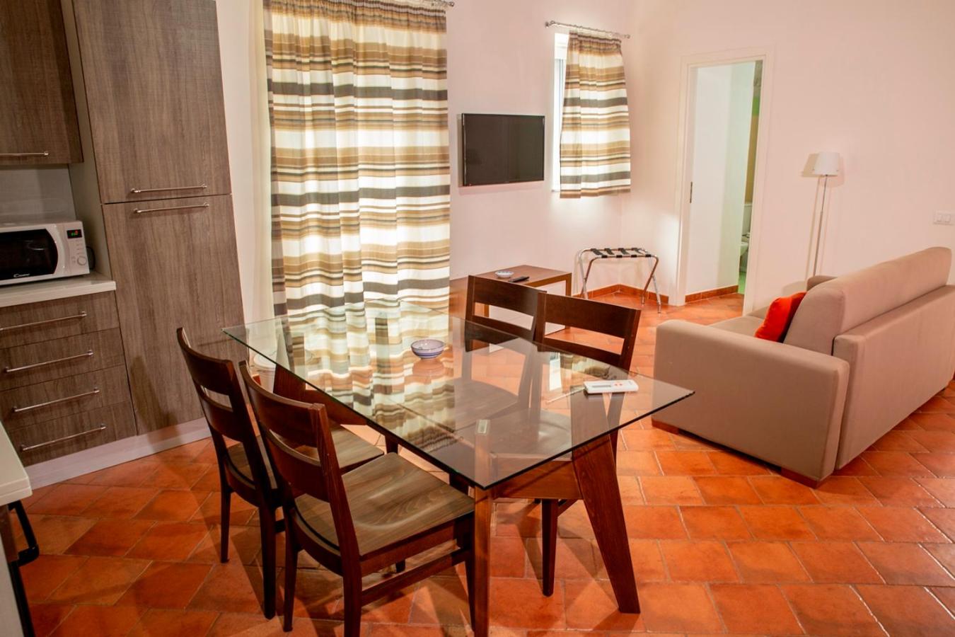 Standard Apartment - Photo 7