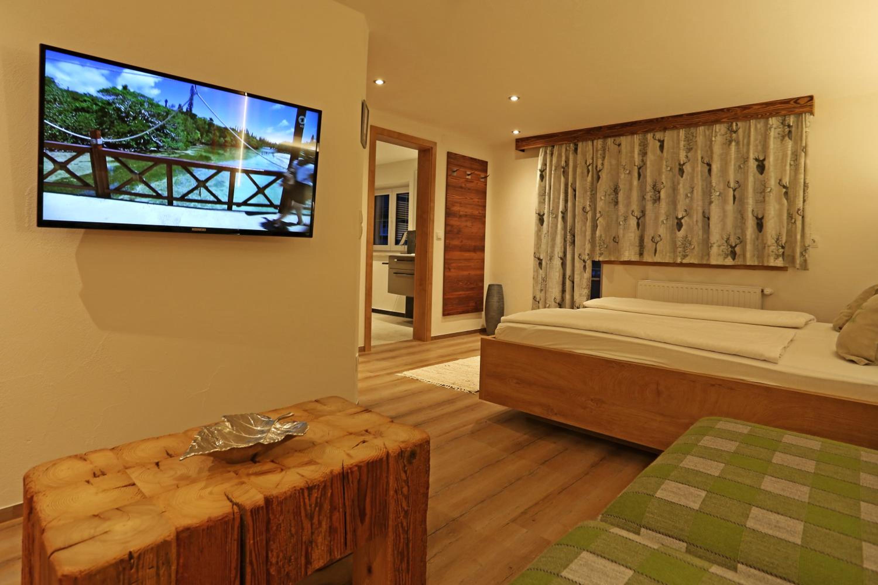 Deluxe Double Room photo 3