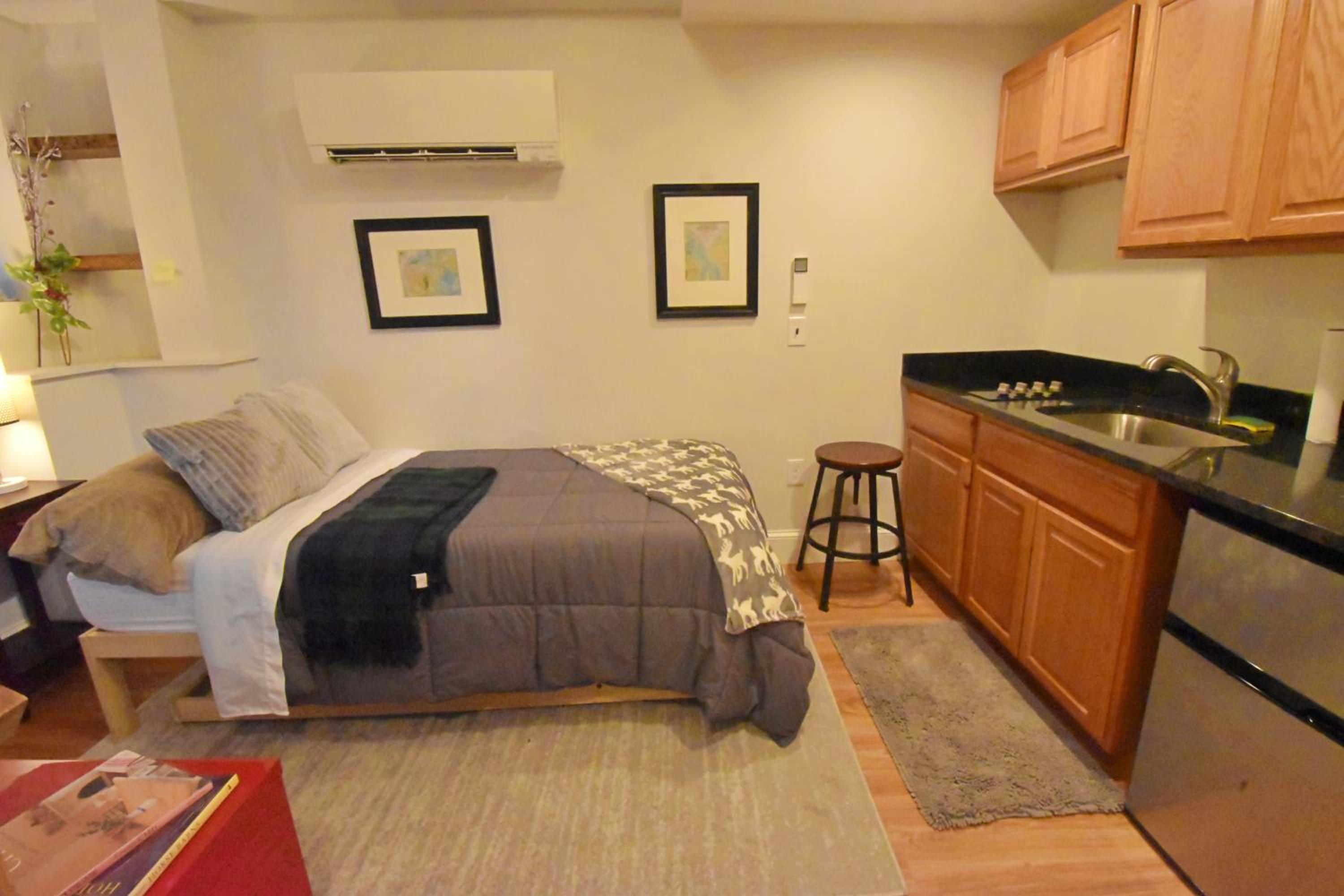 Apartment - Photo 17