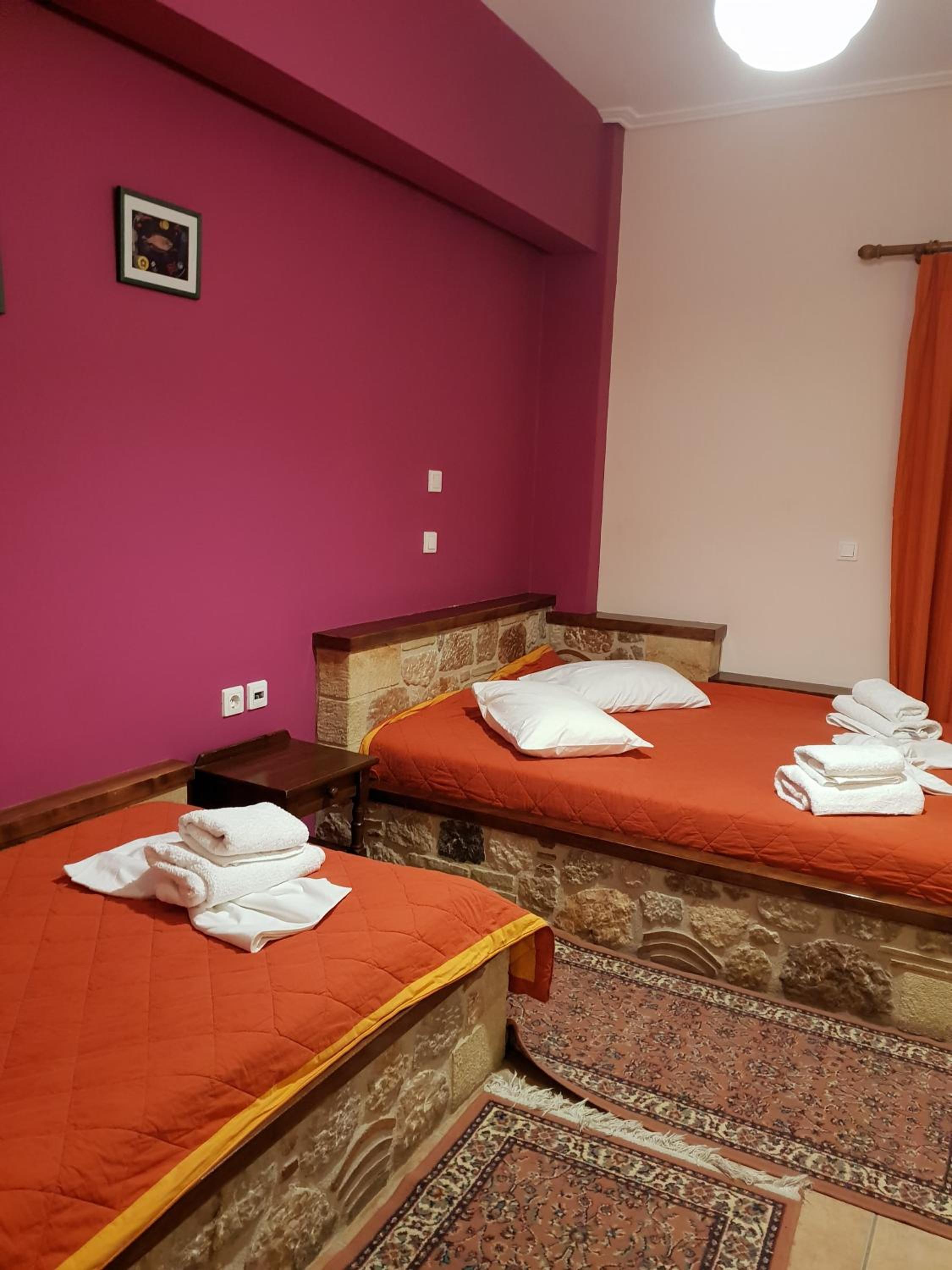 Triple Room - Photo 2