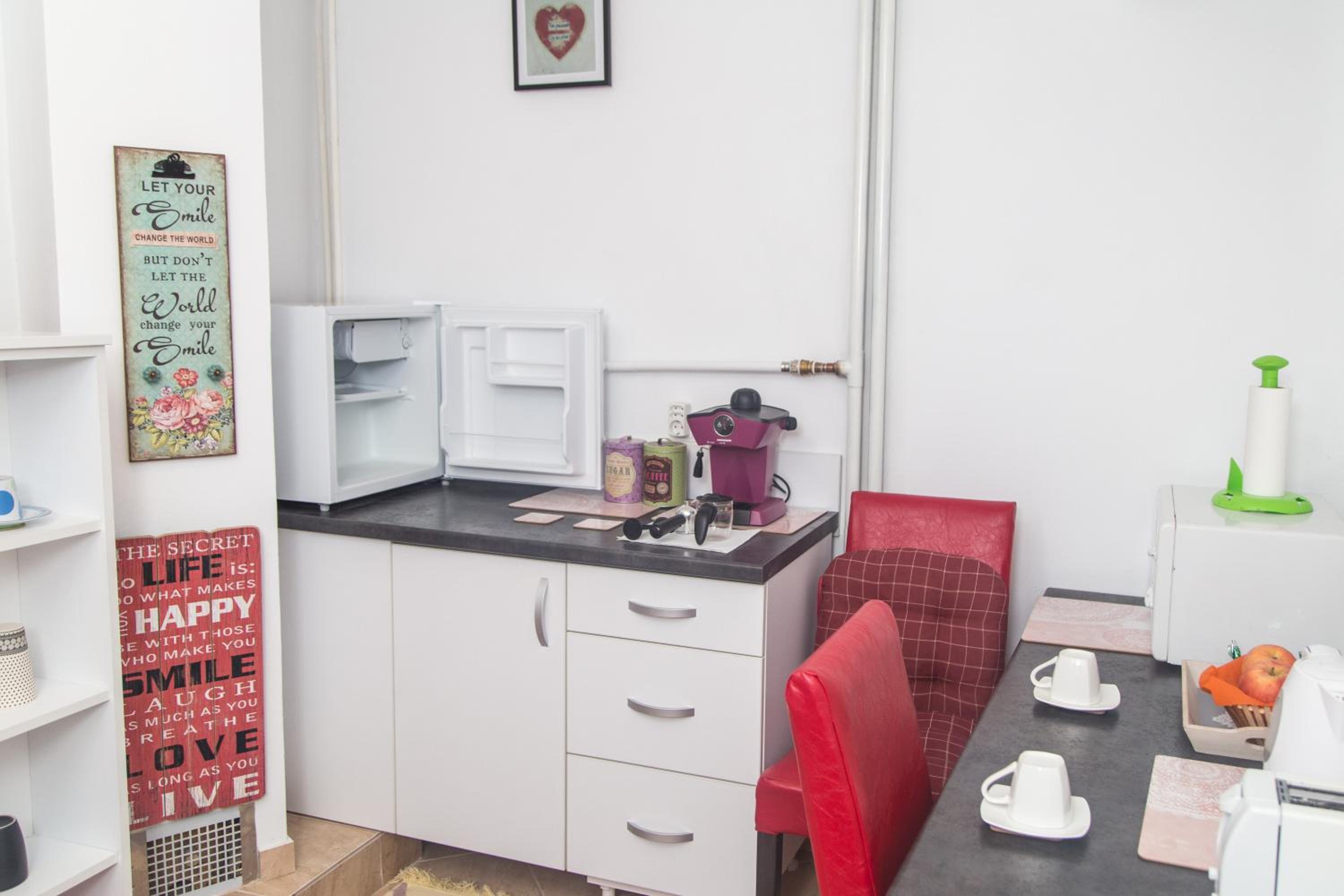 Double or Twin Room with Bathroom - Photo 12