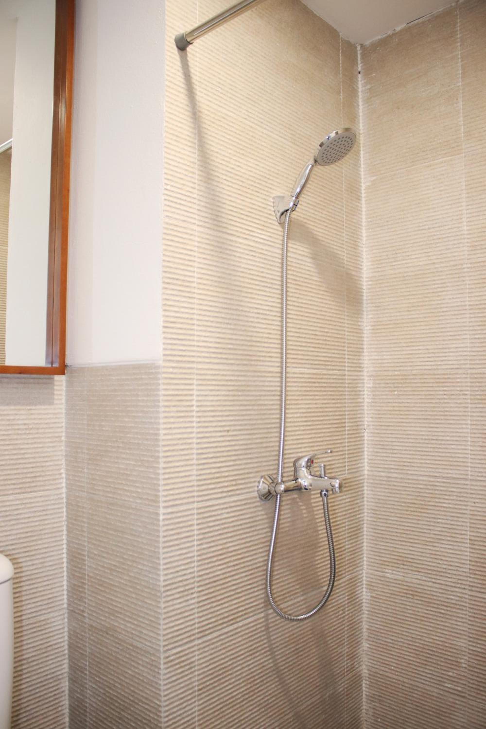 Apartment - Photo 9