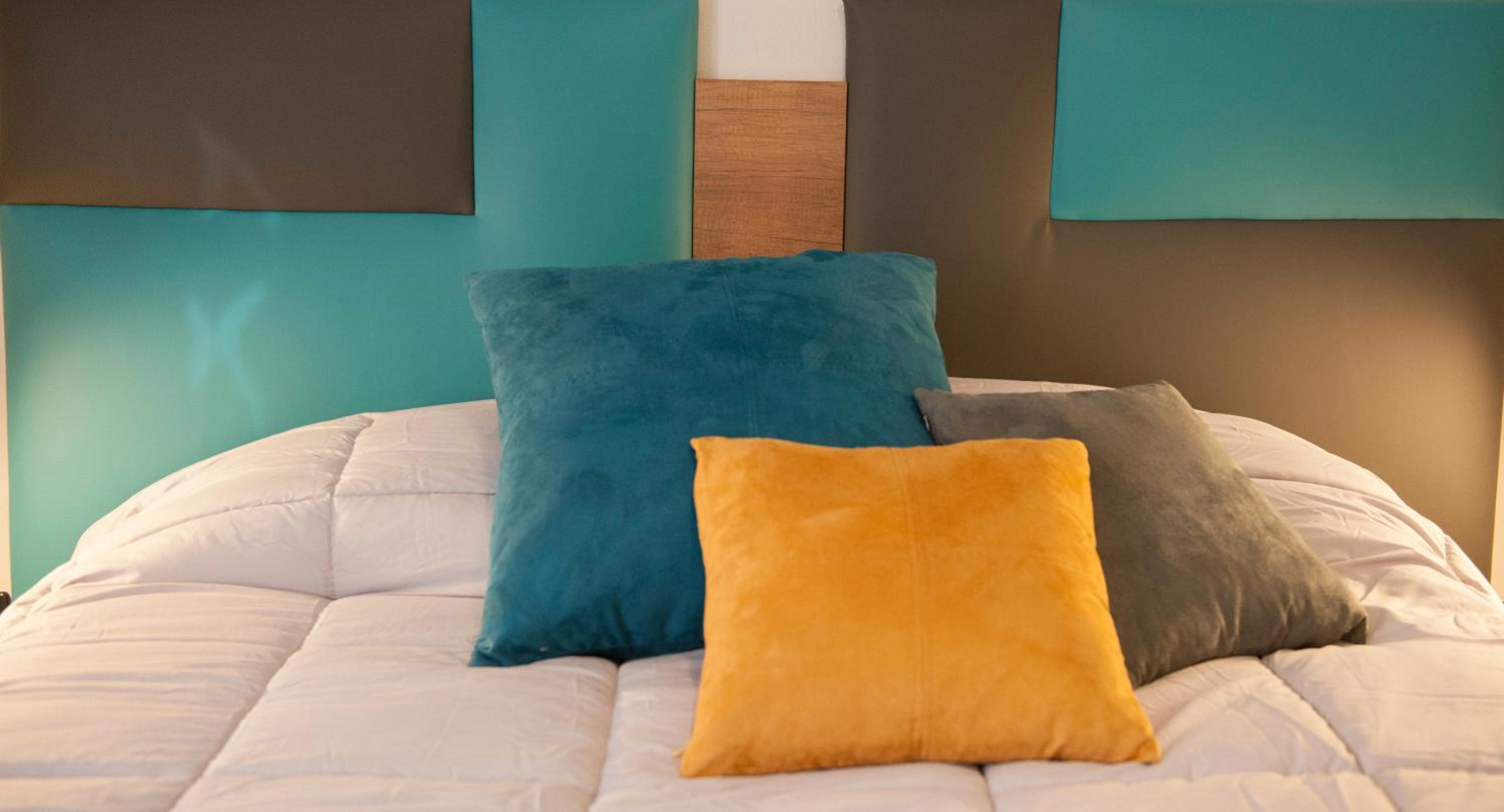 Double or Twin Room with Private Bathroom