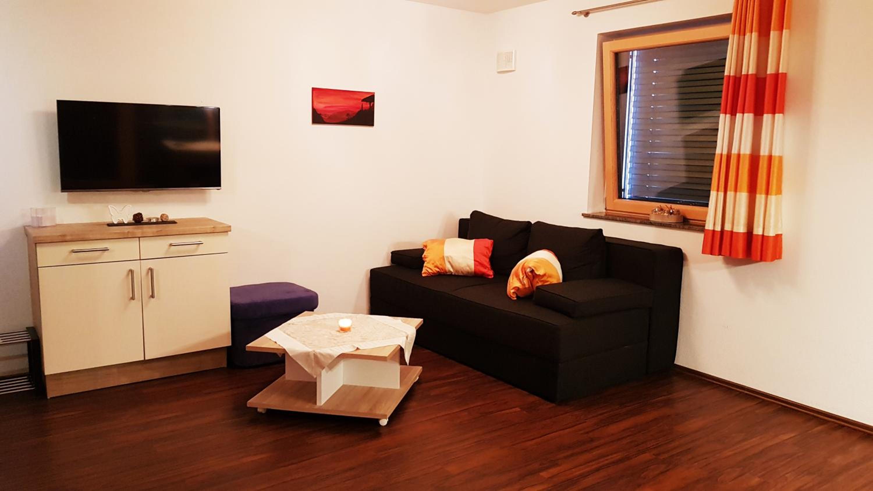 Apartment with Mountain View photo 1