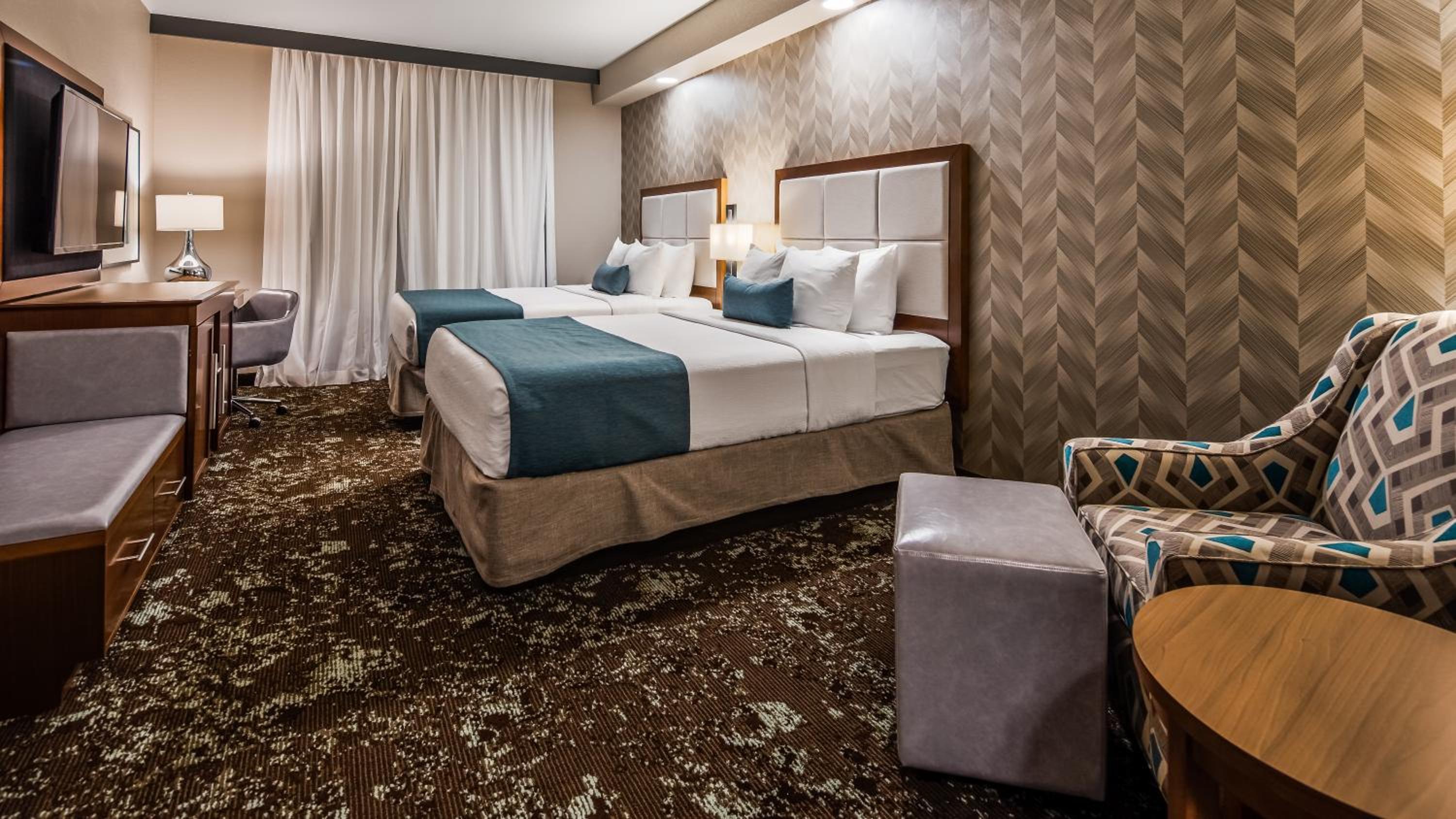 Queen Room - Mobility Accessible with Roll-In Shower