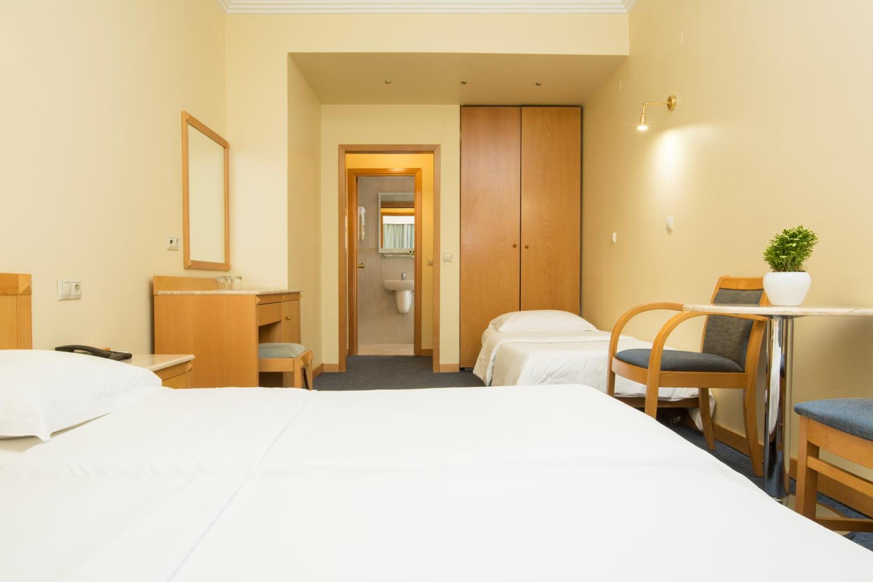 Triple Room - Photo 4