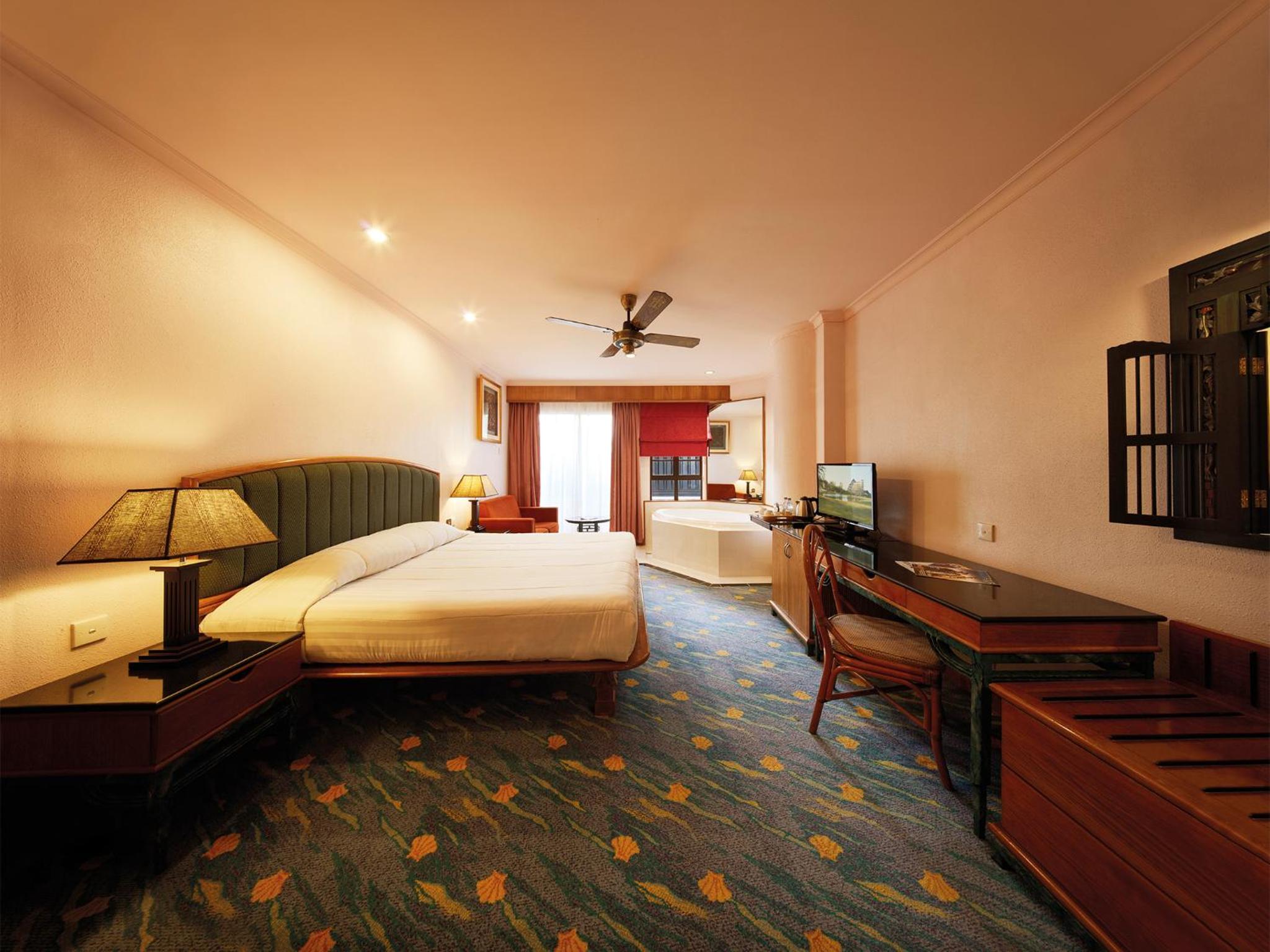 Deluxe Double or Twin Room