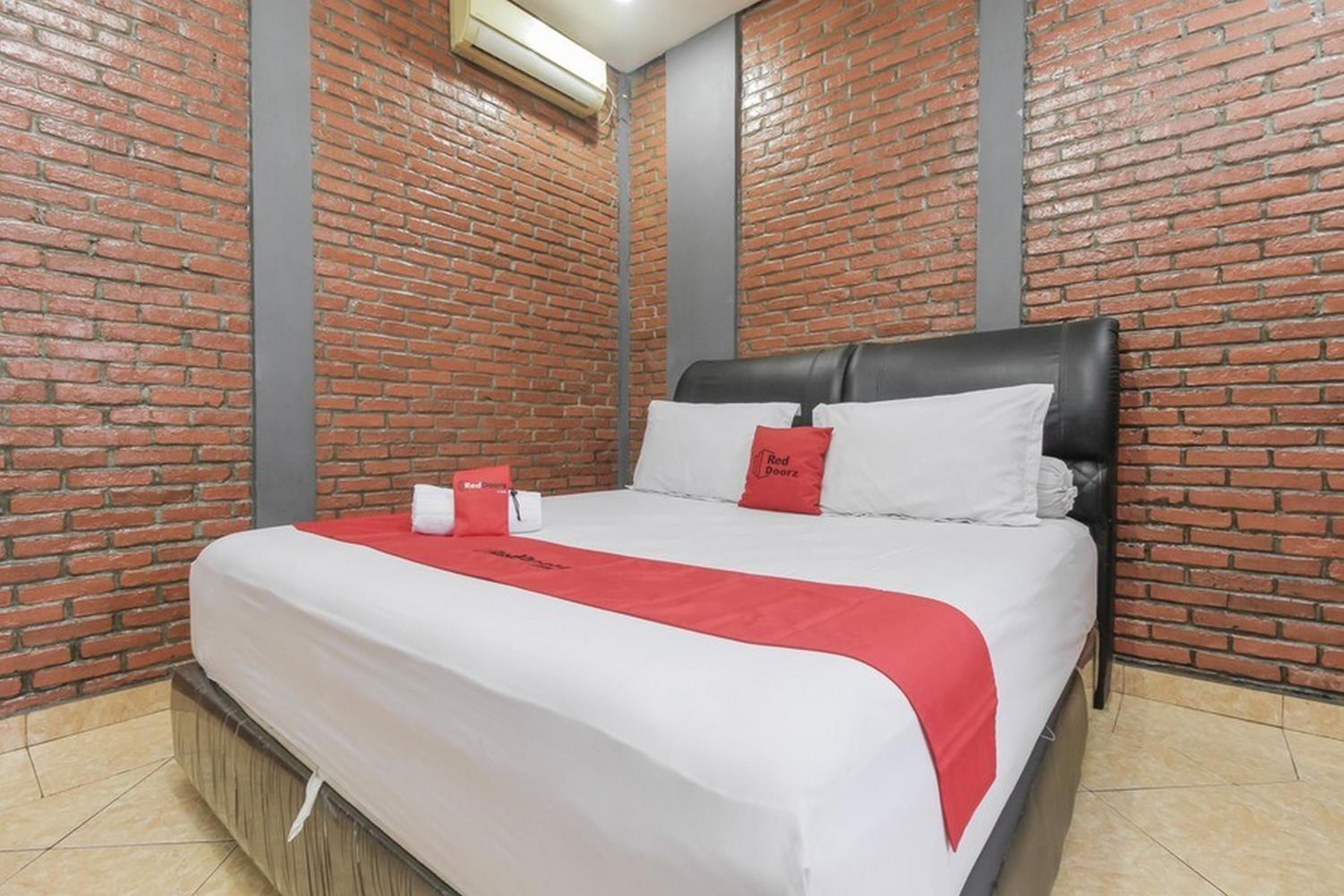 Standard Double Room - Photo 3