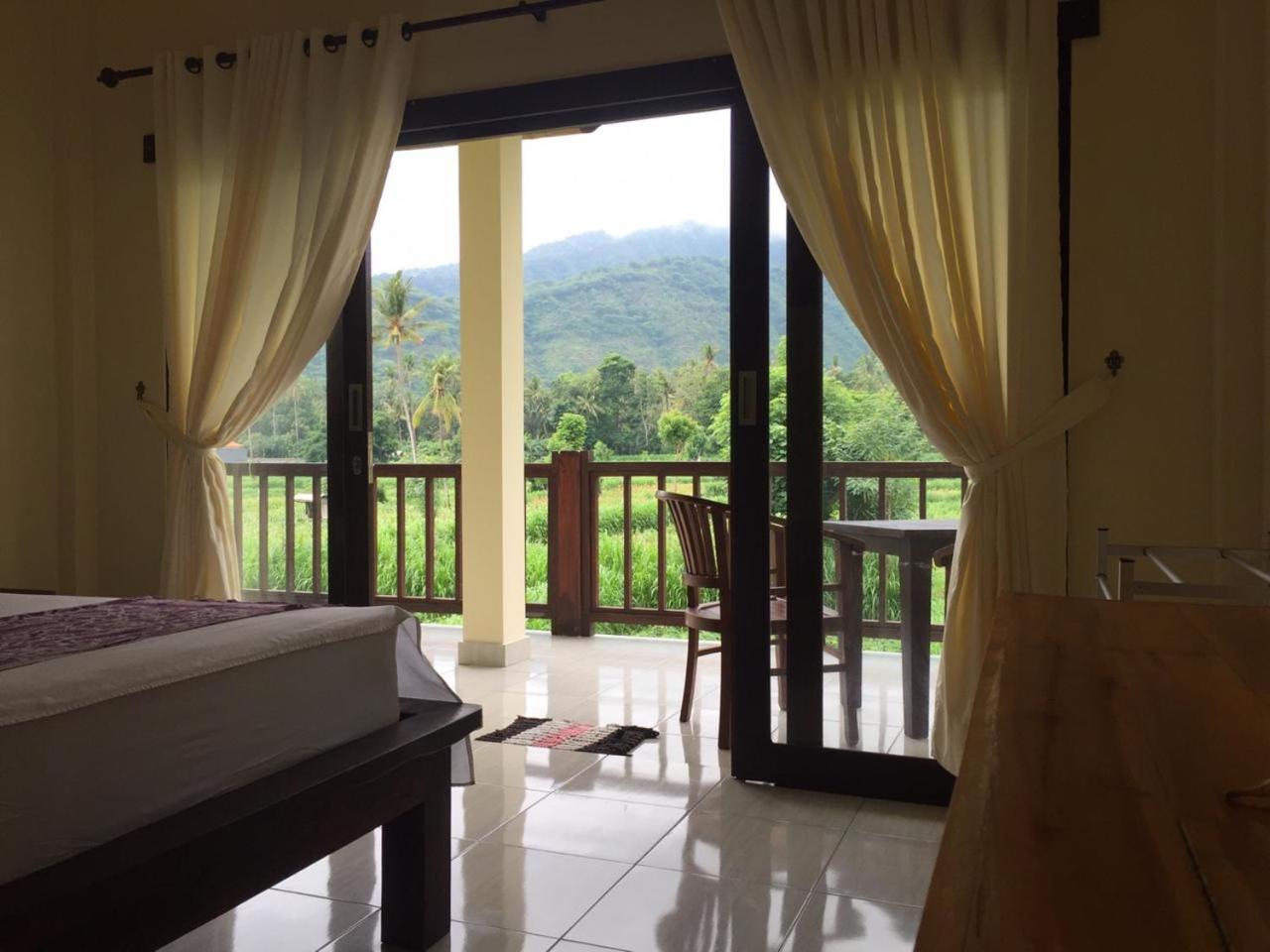 Double or Twin Room with View - Photo 2