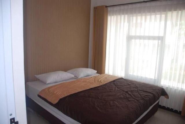 Two-Bedroom House photo 3