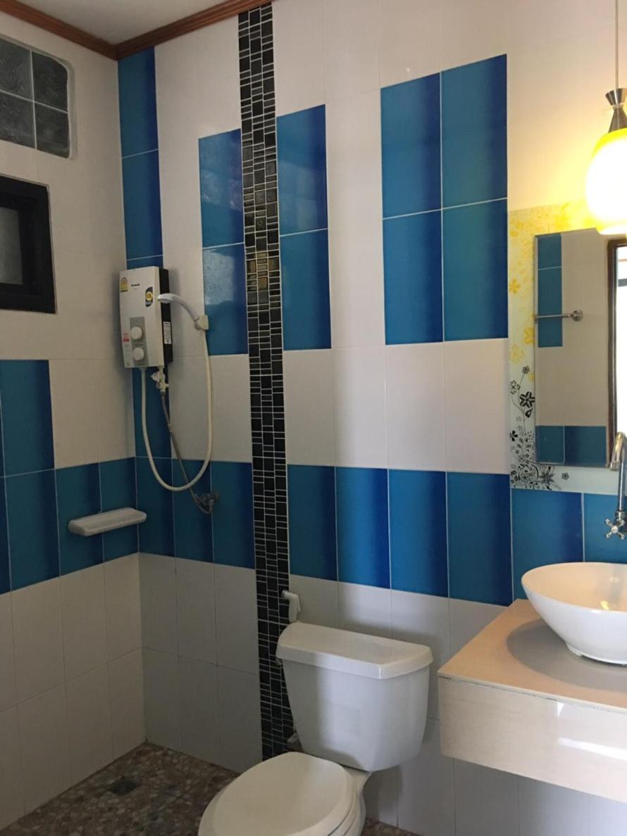 Standard Quadruple Room photo 2