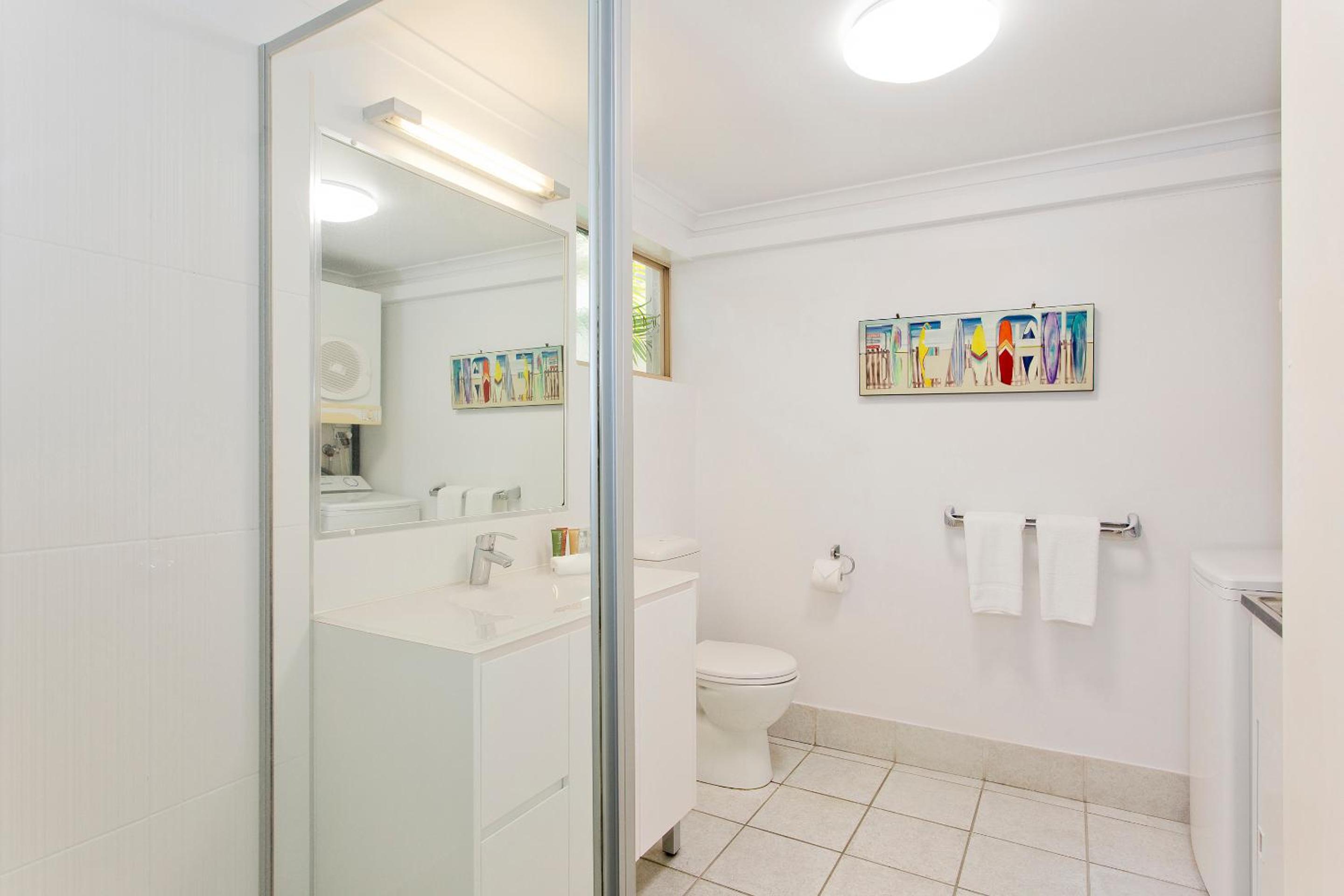 One-Bed Studio Apartment with River View photo 3