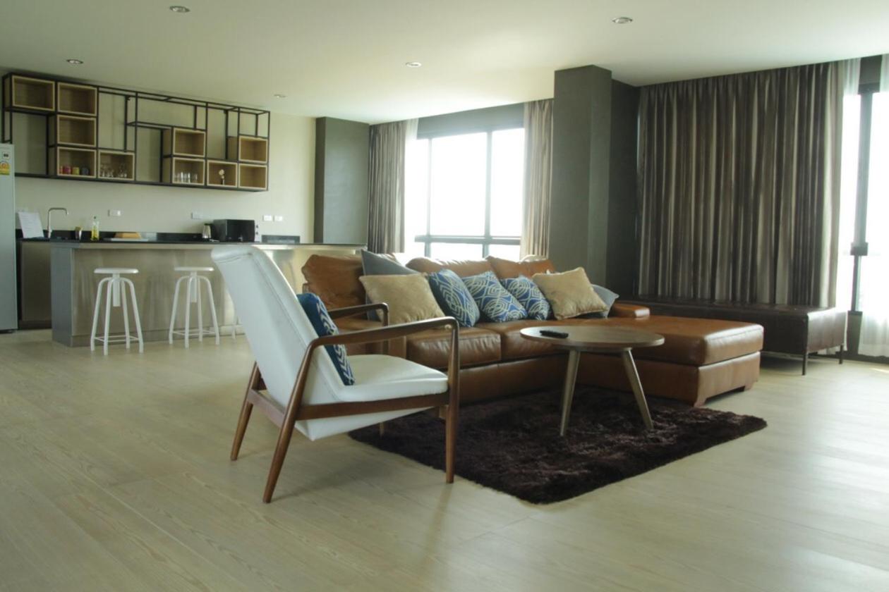 Executive Suite photo 2