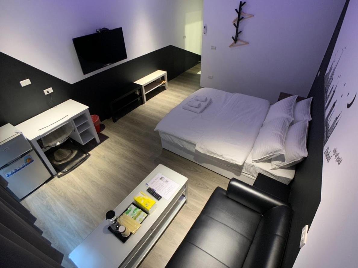 Double Room - Photo 6