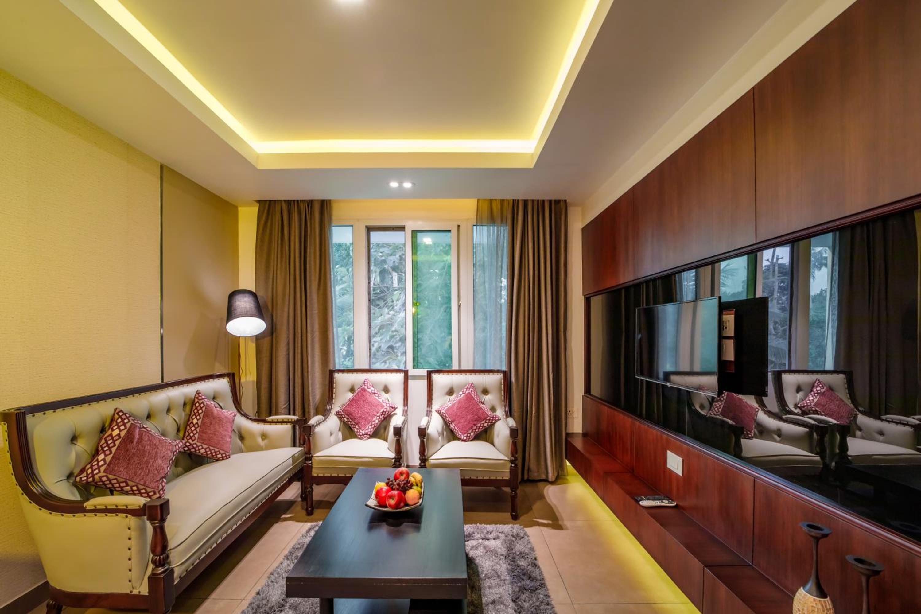 King Suite - Photo 4