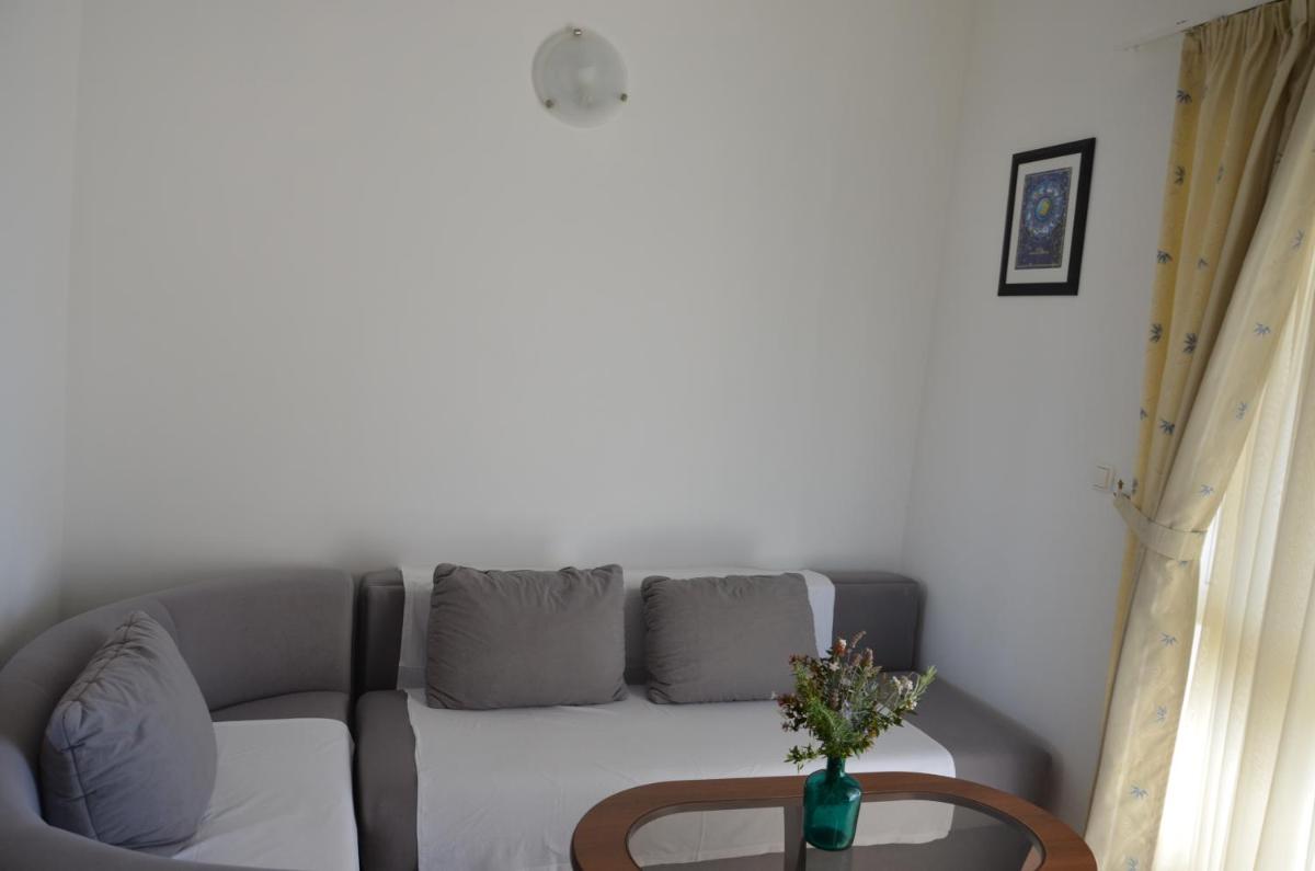 One-Bedroom Apartment with Balcony and Sea View - Br.3 photo 1