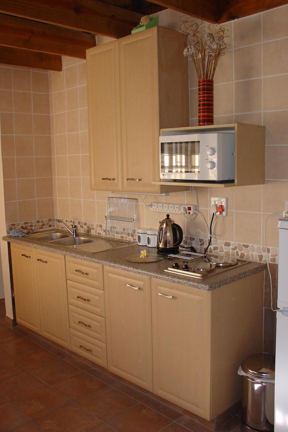 One-Bedroom Apartment - Photo 5