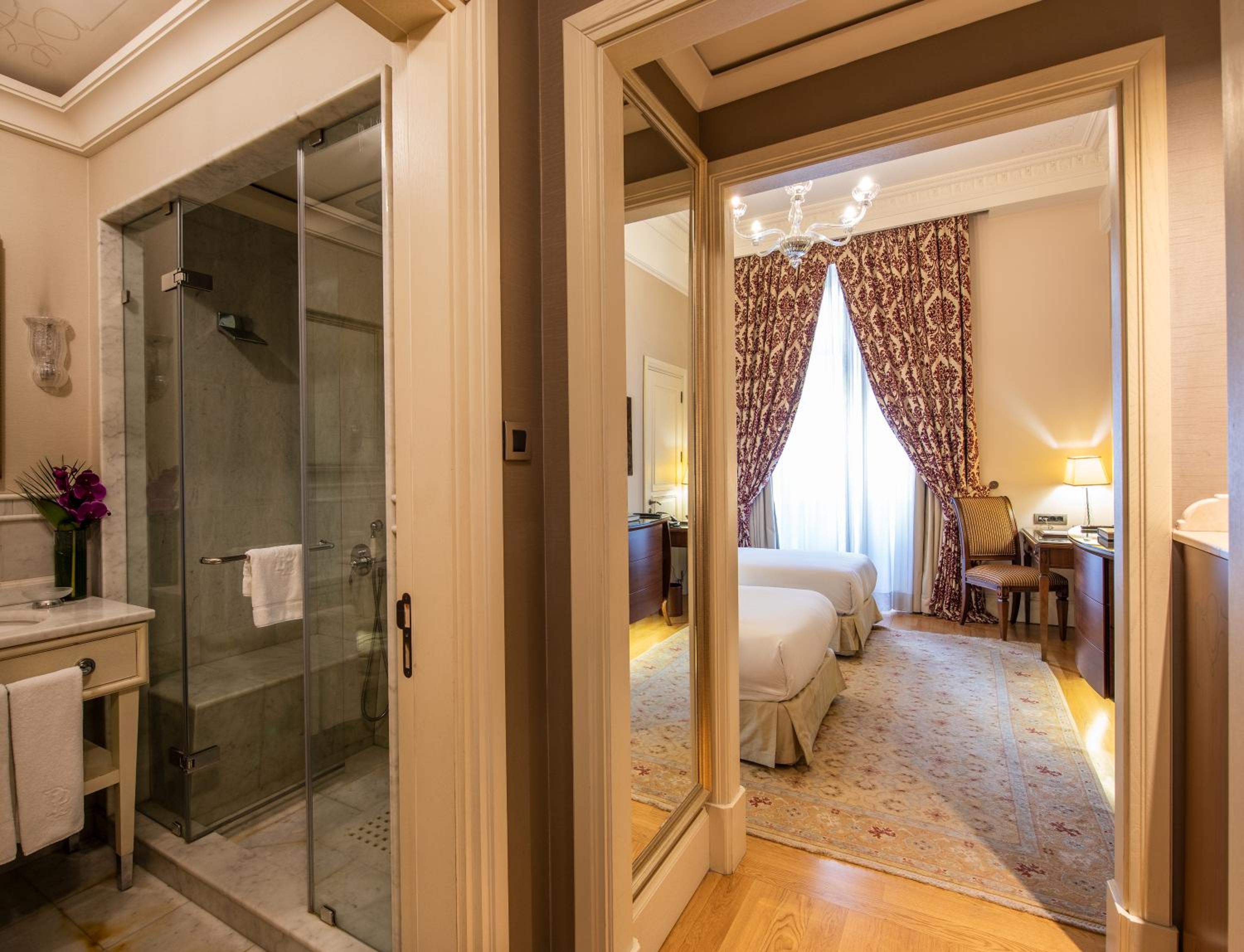 Deluxe Pera Side Room Twin