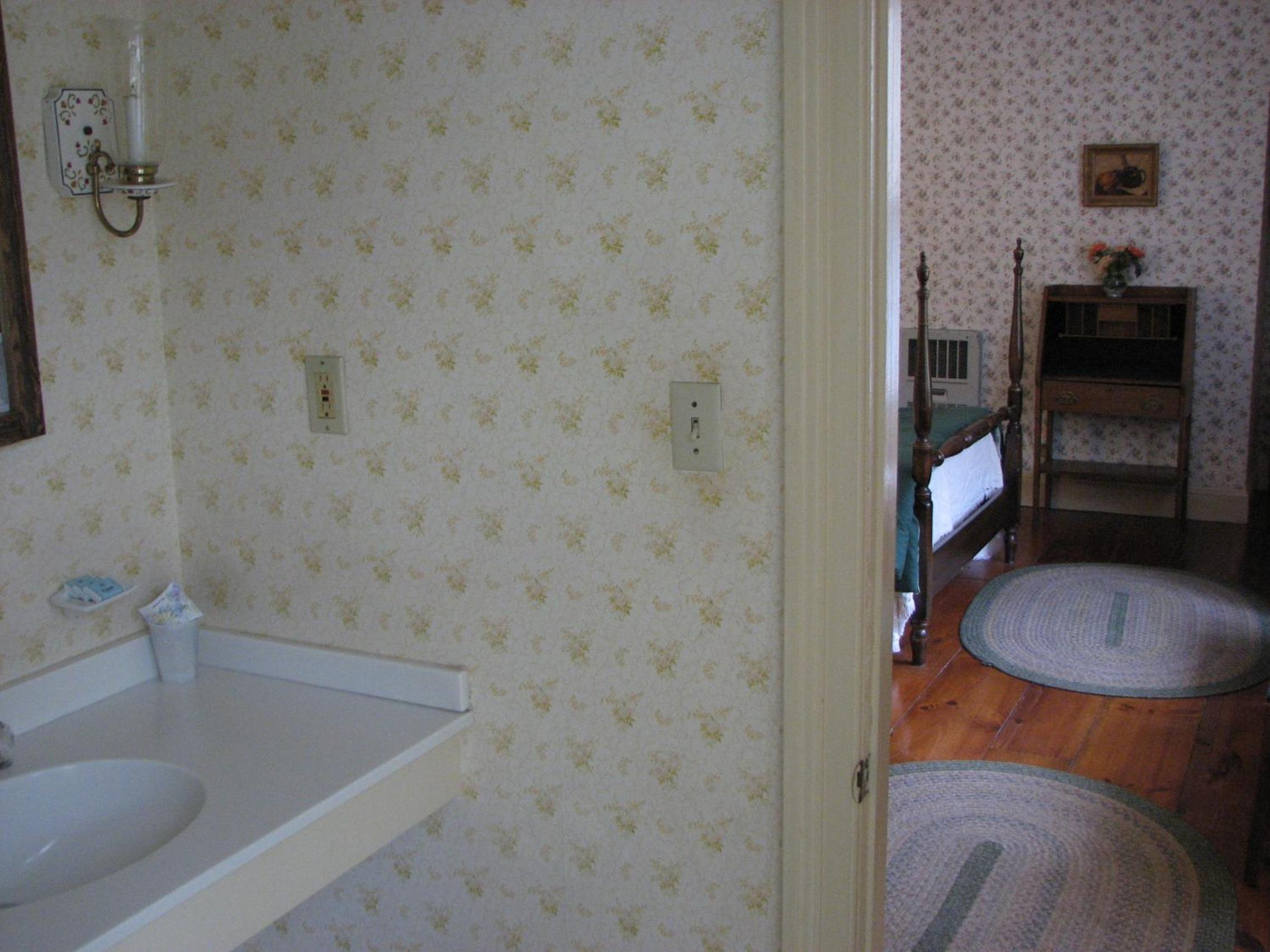 Double Room with Two Double Beds photo 2