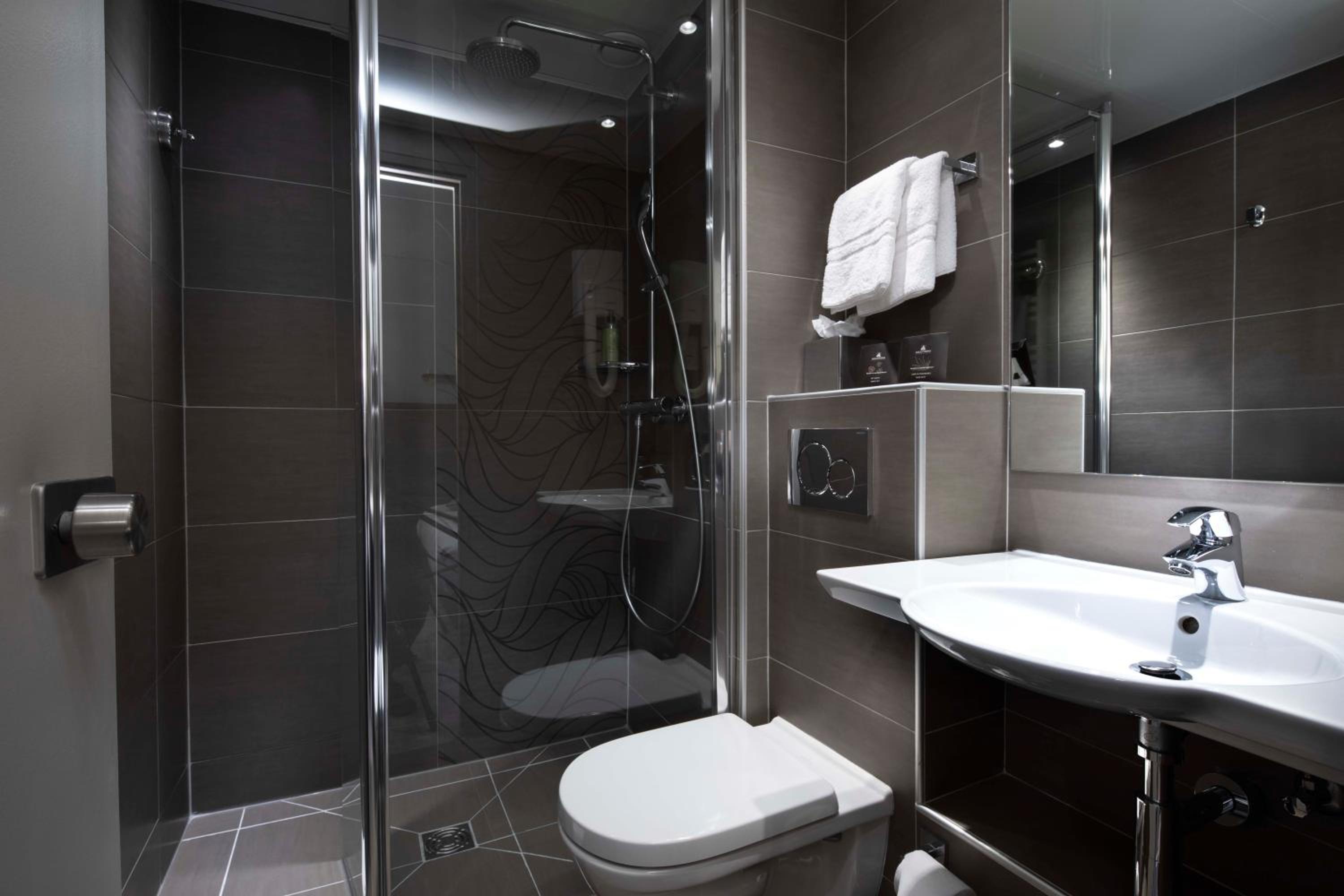 Superior Double or Twin Room photo 2