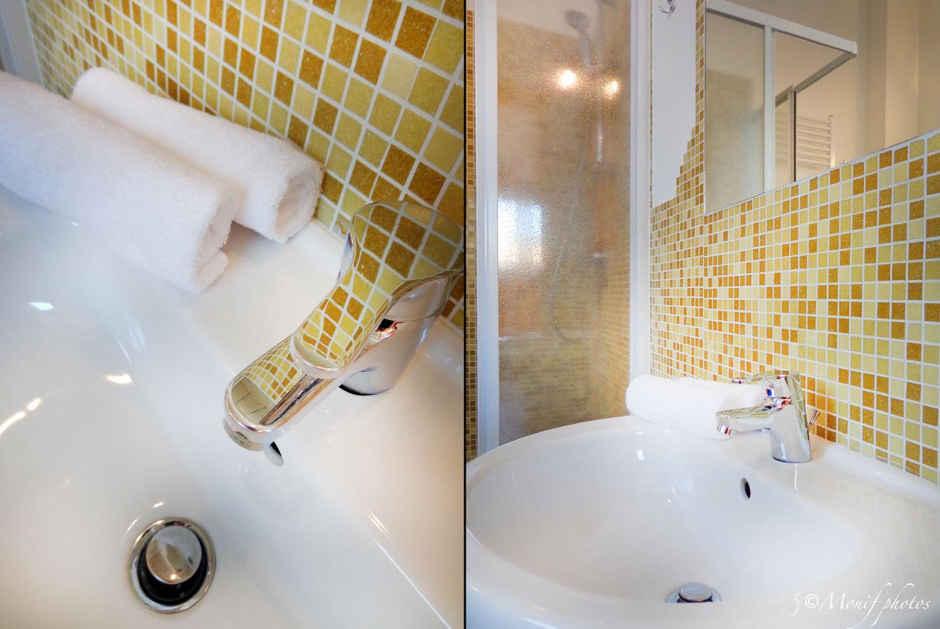 Double Room - Photo 8
