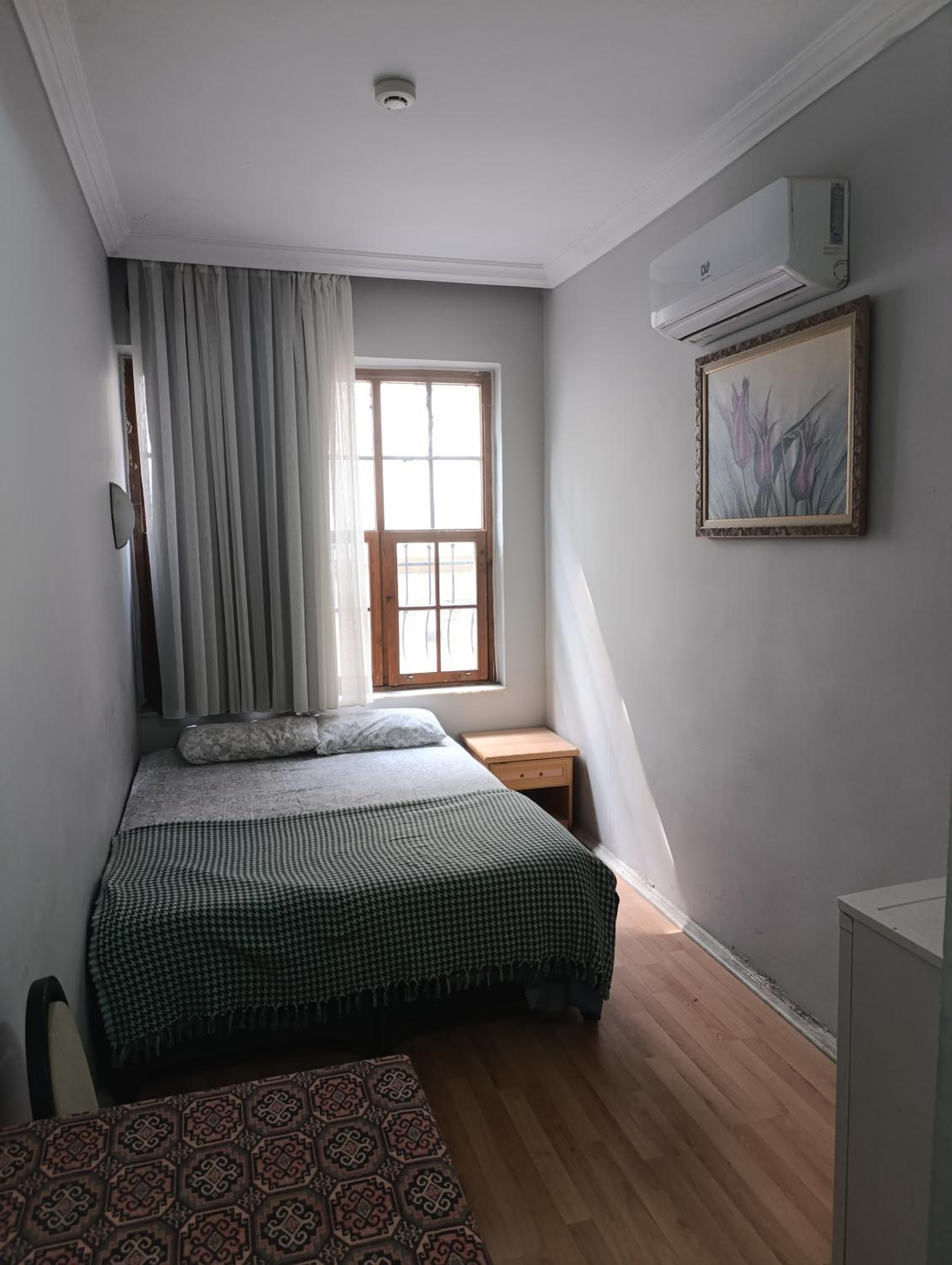 Double Room with Private Bathroom photo 1