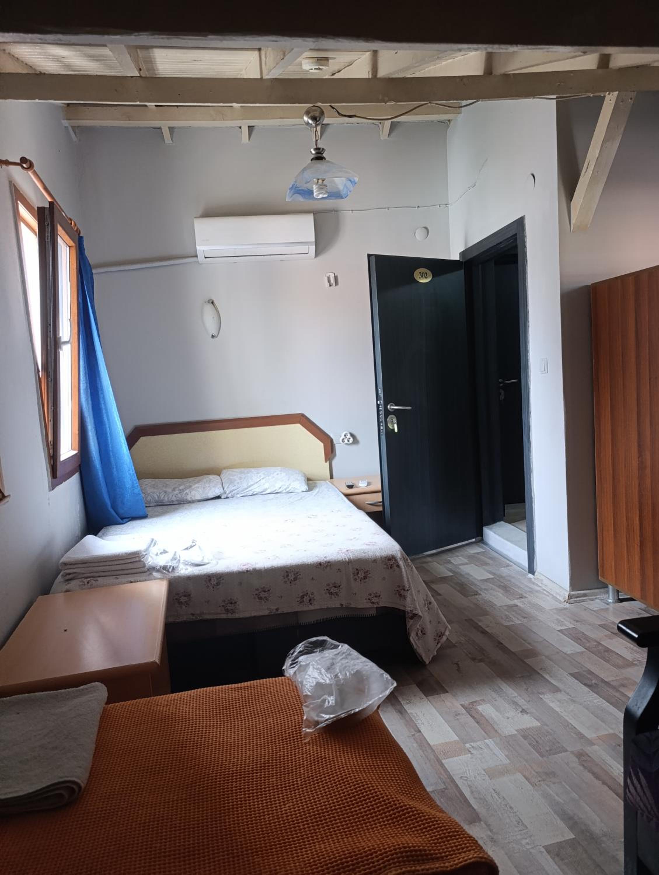 Triple Room with Private Bathroom photo 3