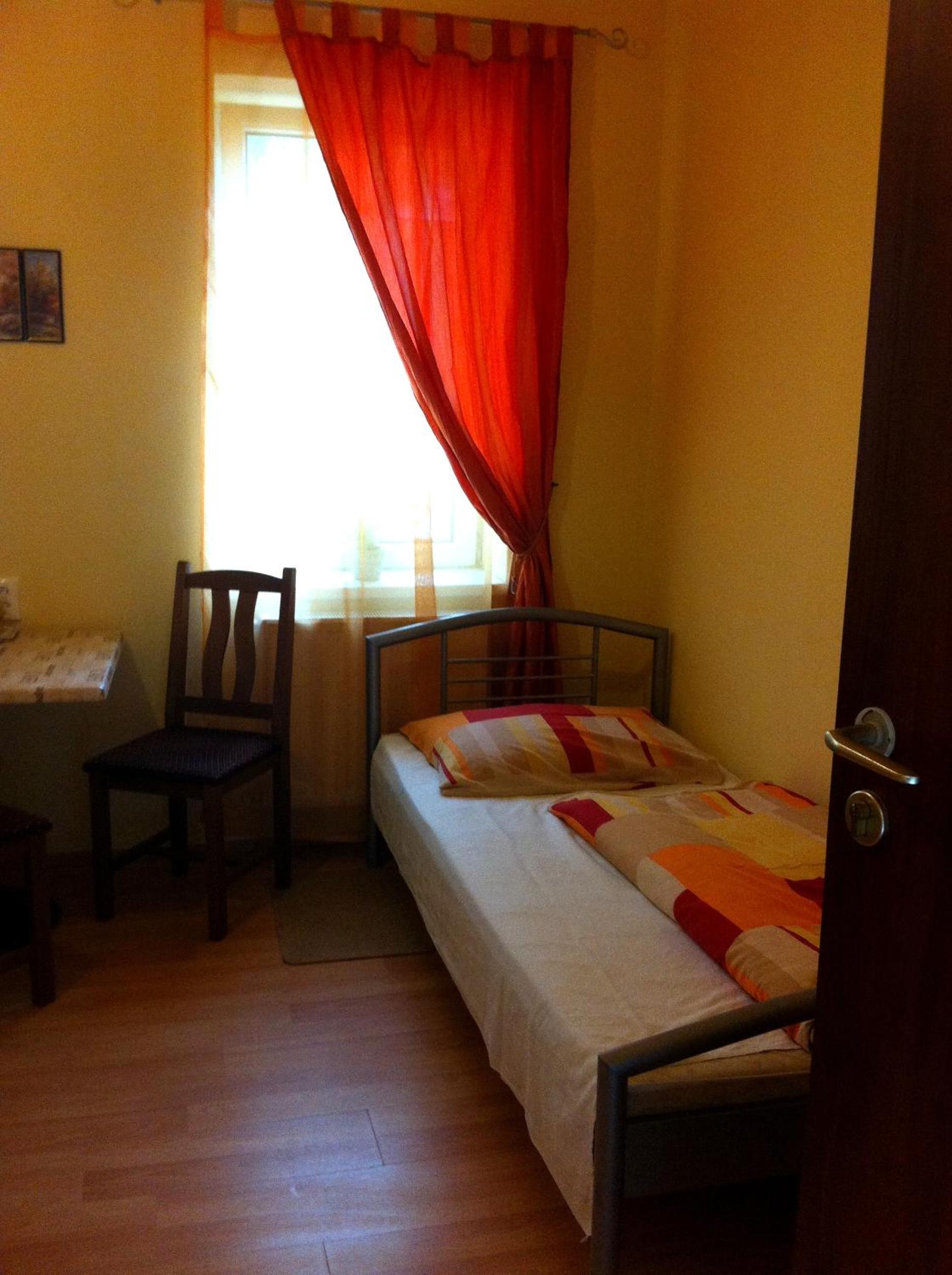 Double or Twin Room photo 2