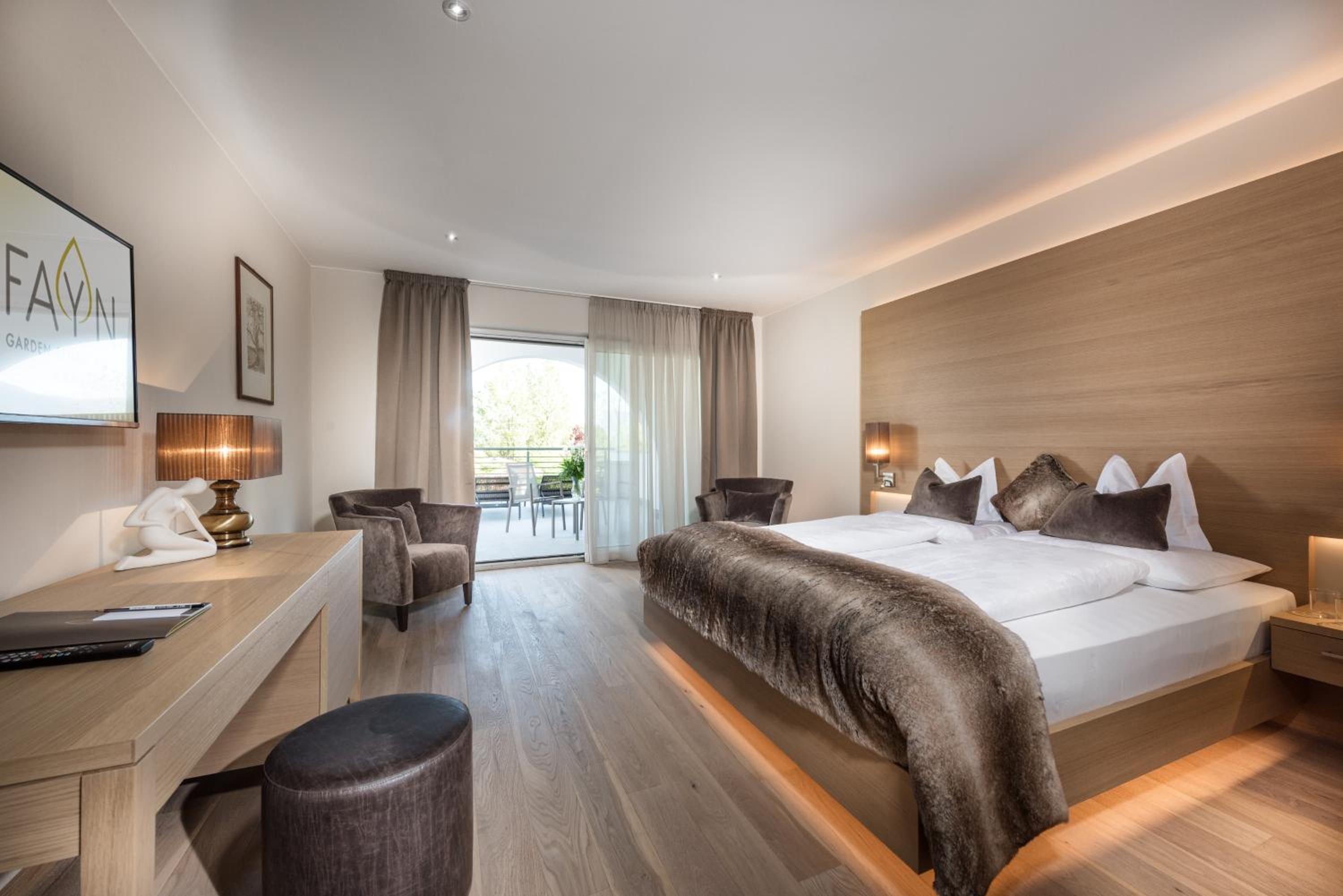 Double Room with Terrace