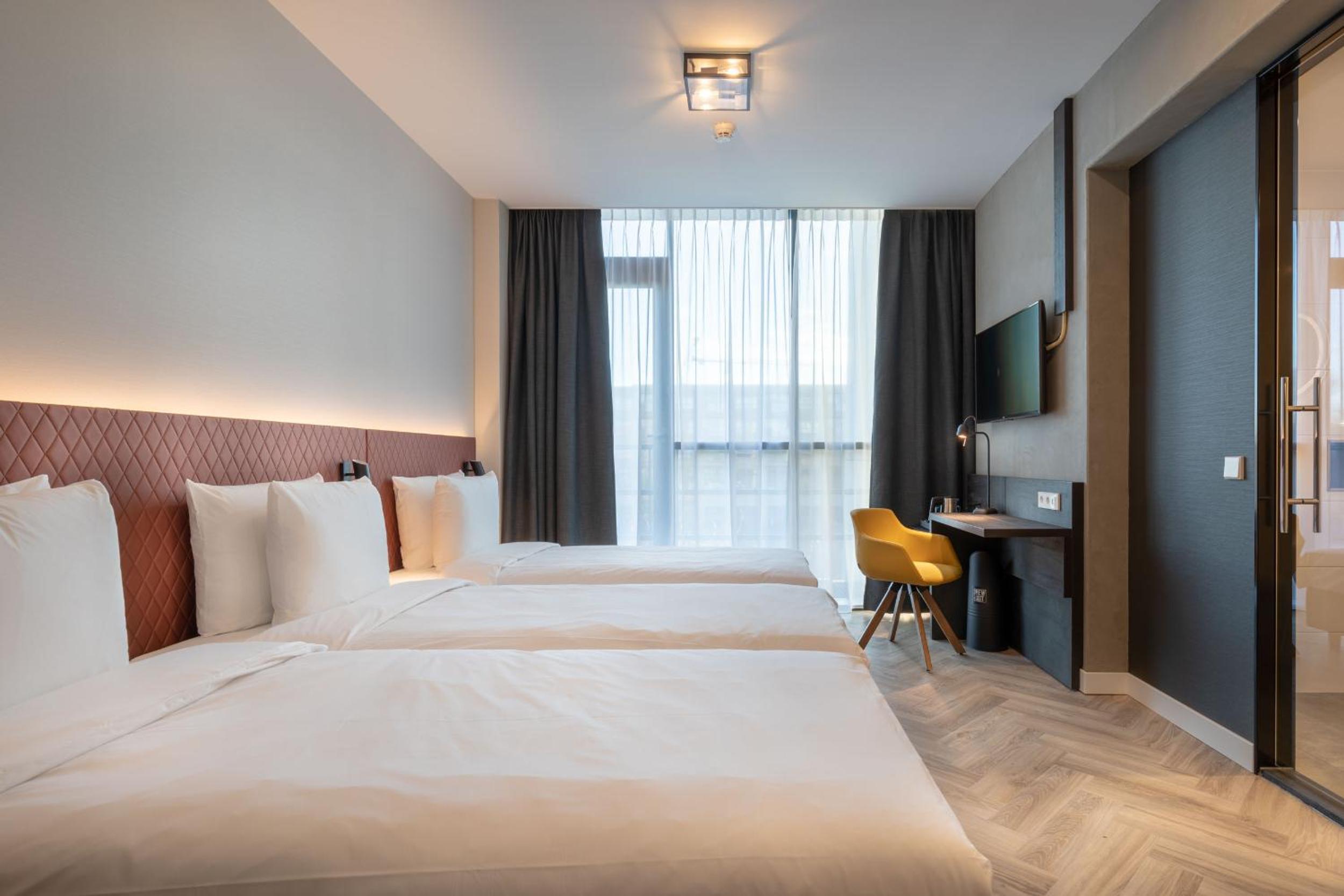 Standard Triple Room photo 2