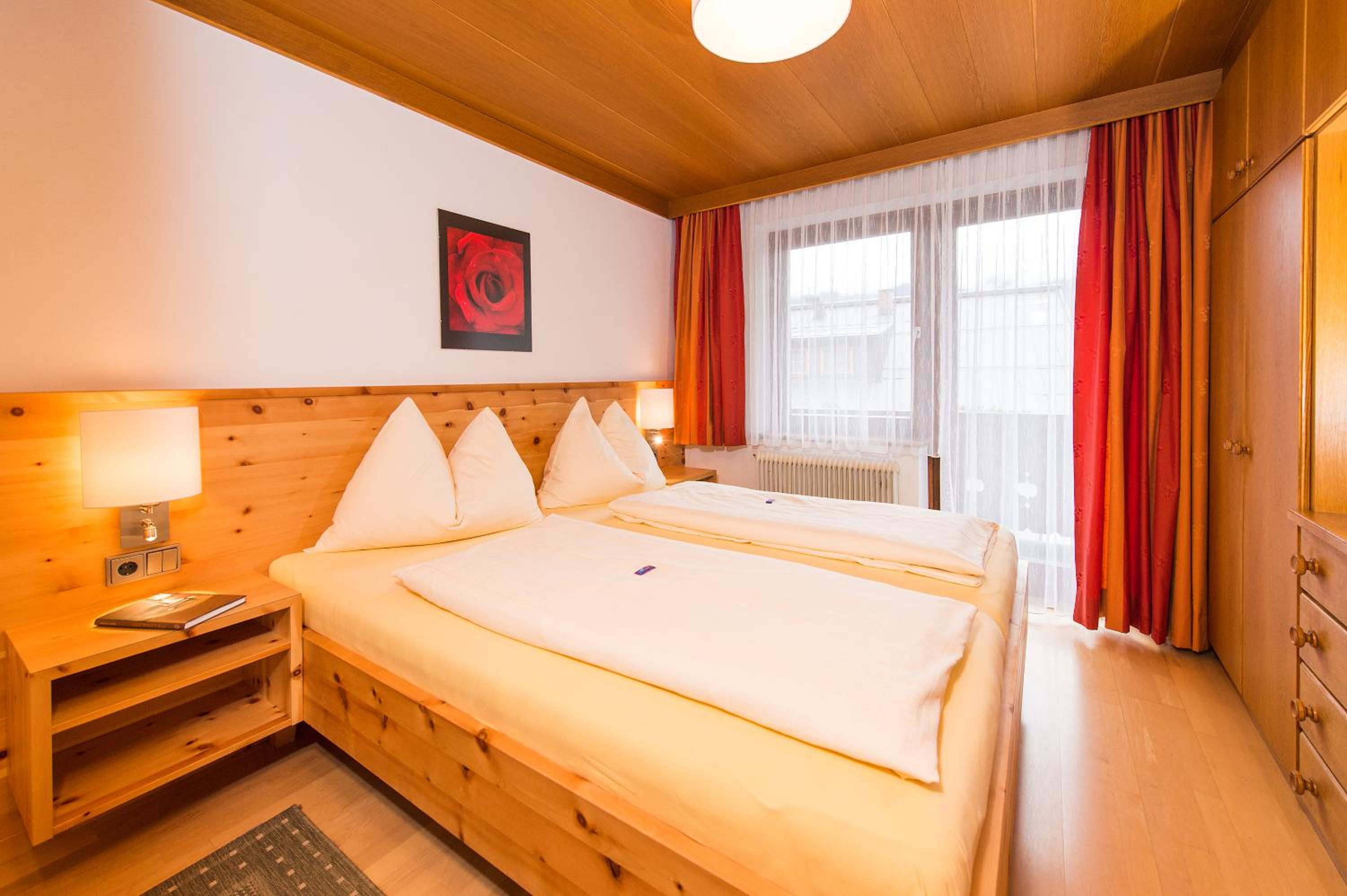 Suite with Balcony photo 1