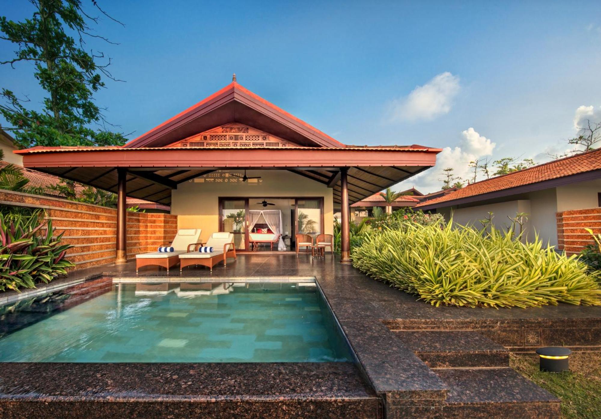 Premium Villa with Lake View