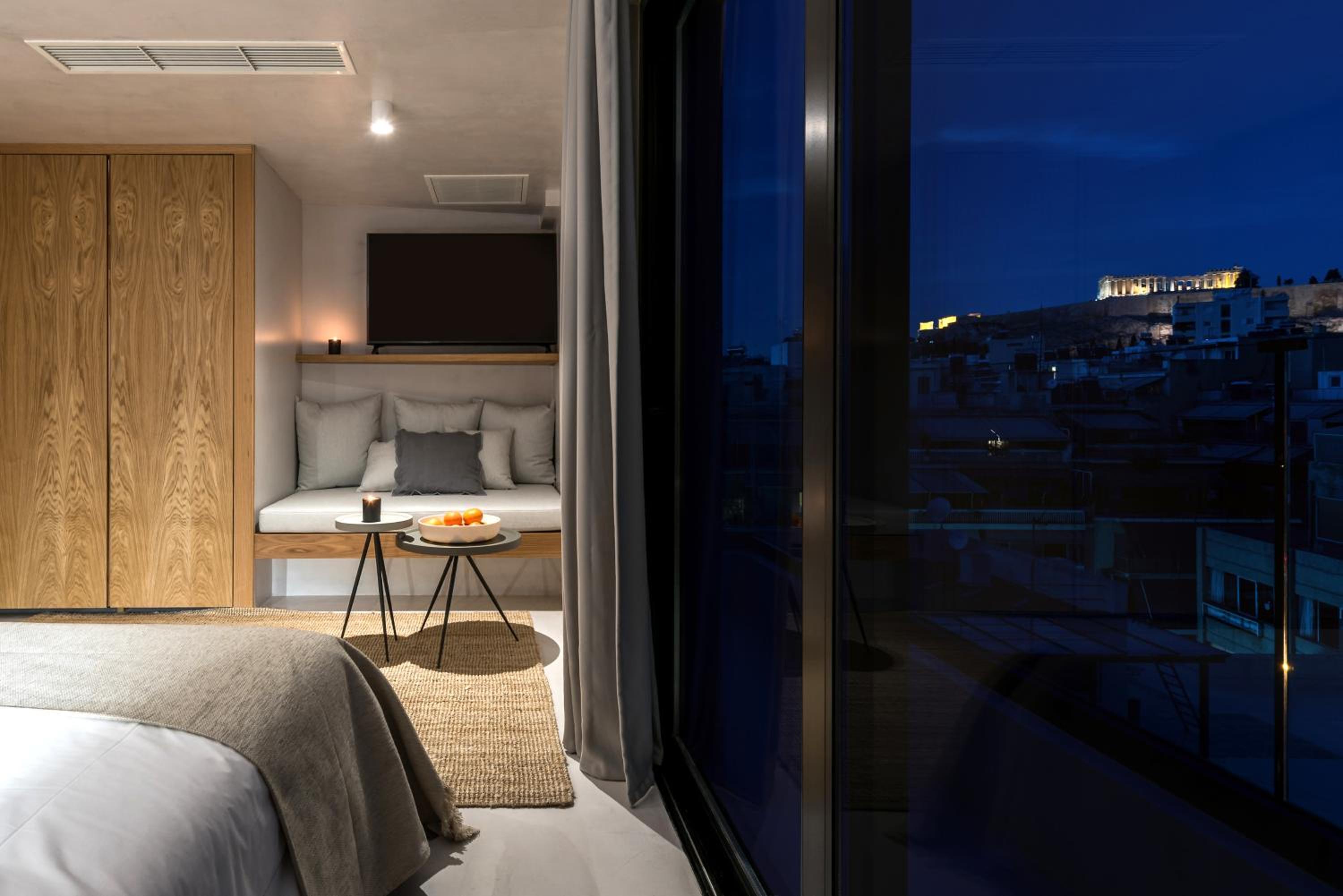 Penthouse Suite with Terrace with & Acropolis View photo 3