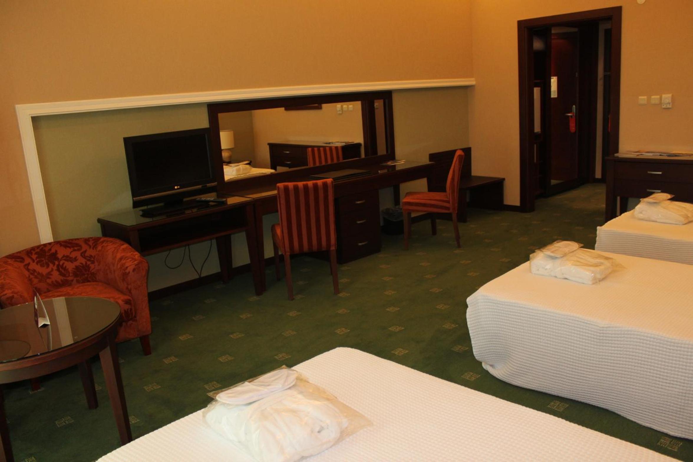 Deluxe Triple Room photo 3